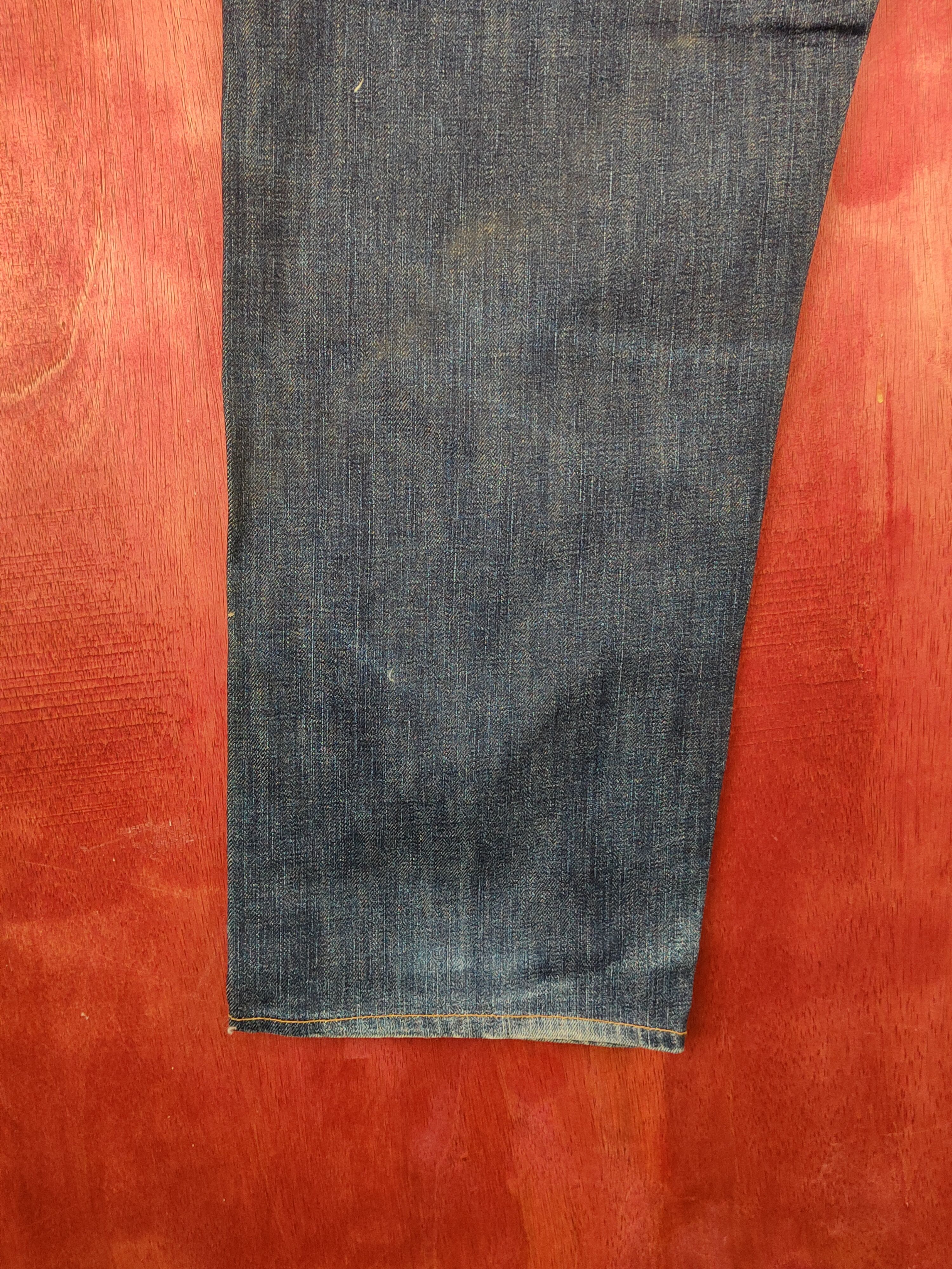 Levi's 569 Levi's vintage Dark Blue Distressed Ripped Jeans #S1828 Size US 31 - 11 Thumbnail