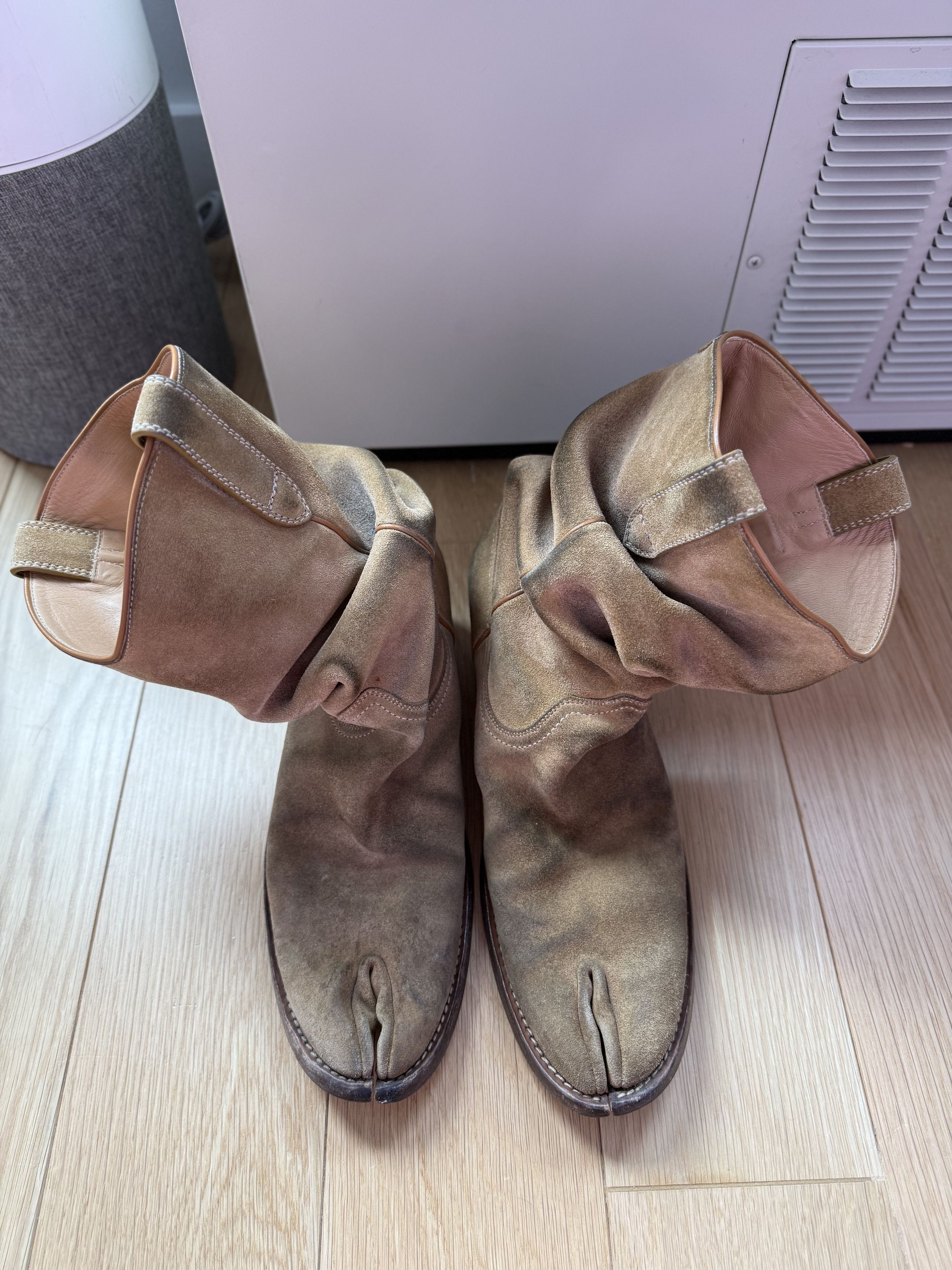 Maison Margiela Maison Margiela Tabi Cowboy Boot — Distressed Suede Size US 9 / EU 42 - 1 Thumbnail