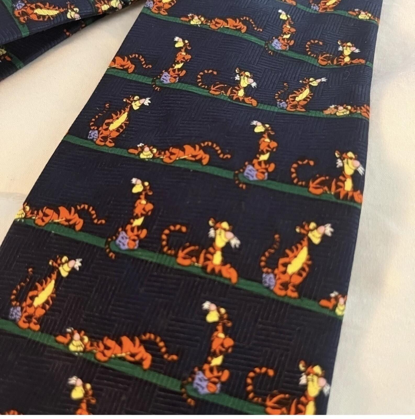 Disney Disney “ Pooh” tie Size ONE SIZE - 4 Thumbnail