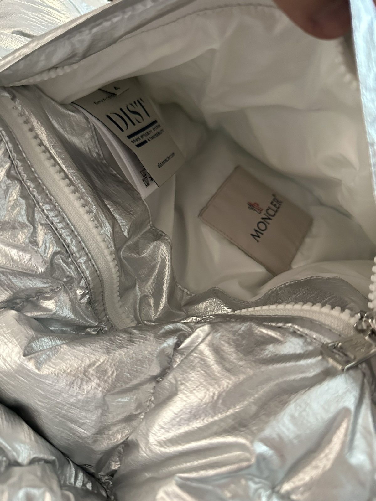 Moncler Moncler Freville Reversible White Silver Down Puffer Jacket Size US L / EU 52-54 / 3 - 13 Thumbnail