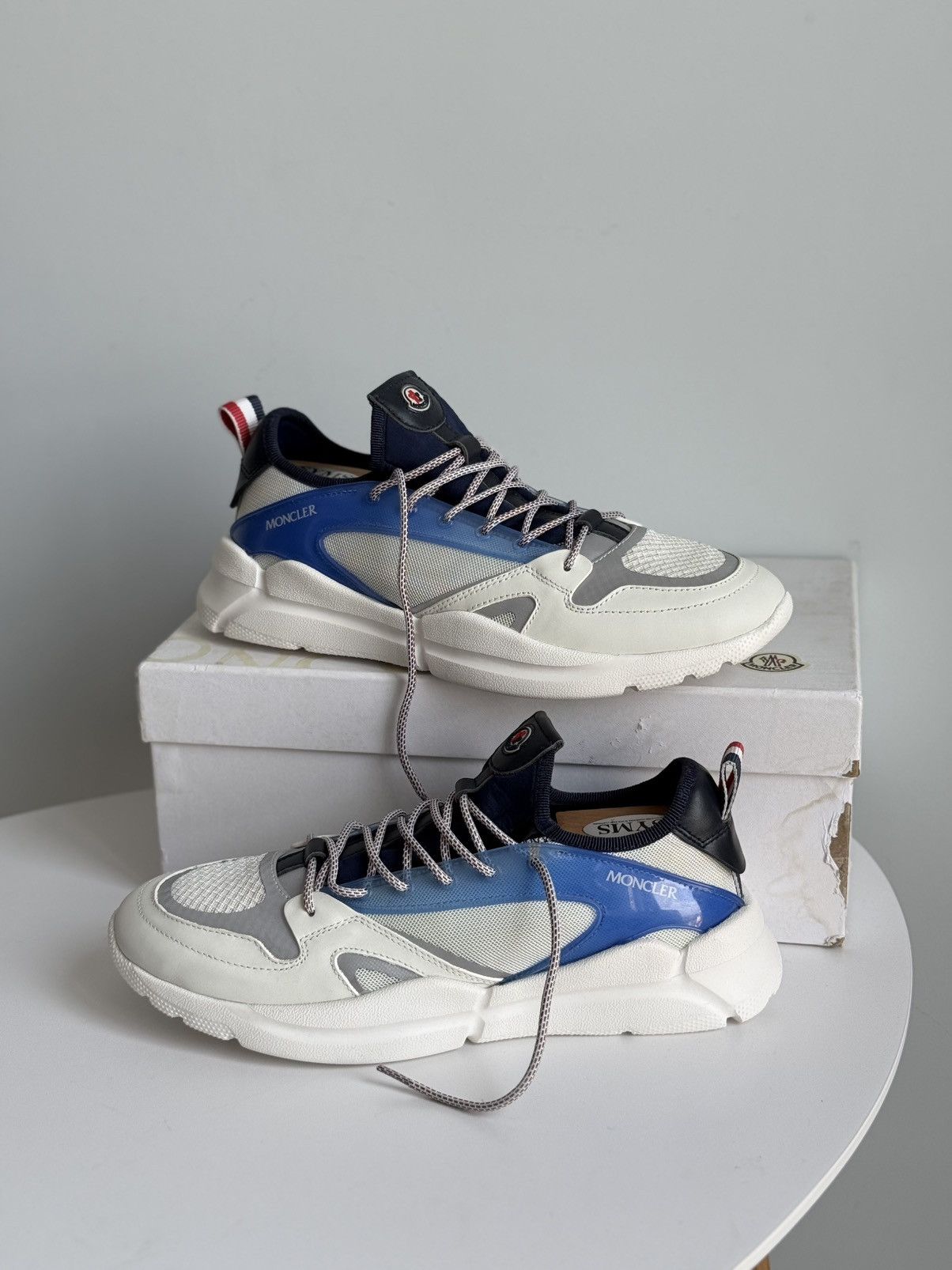 Moncler Moncler Anakin Sneakers Trevor Scarpa White Chunky Sneakers Size US 10 / EU 43 - 6 Thumbnail