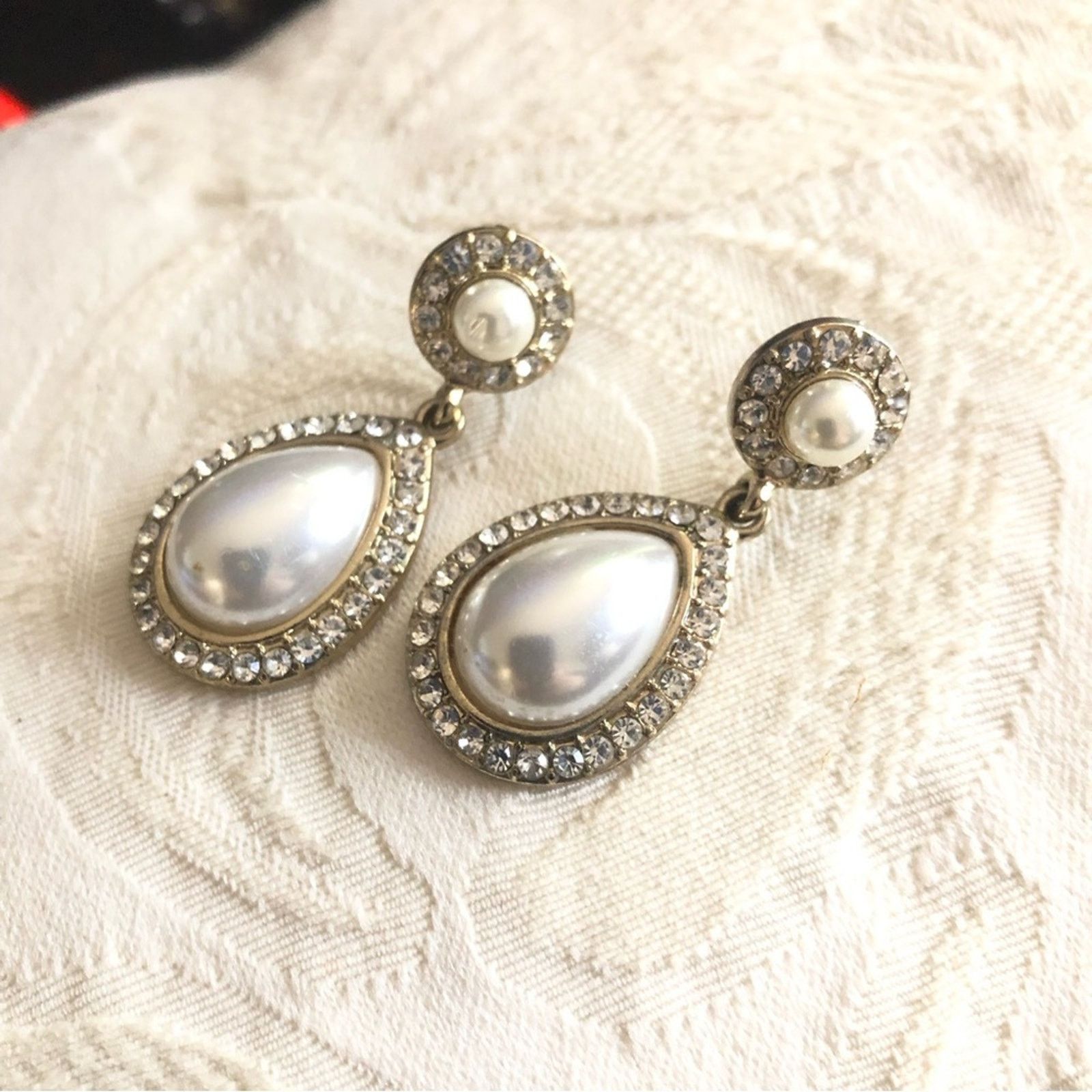 Vintage Vintage white teardrop halo dangle pierced earrings Size ONE SIZE - 6 Thumbnail