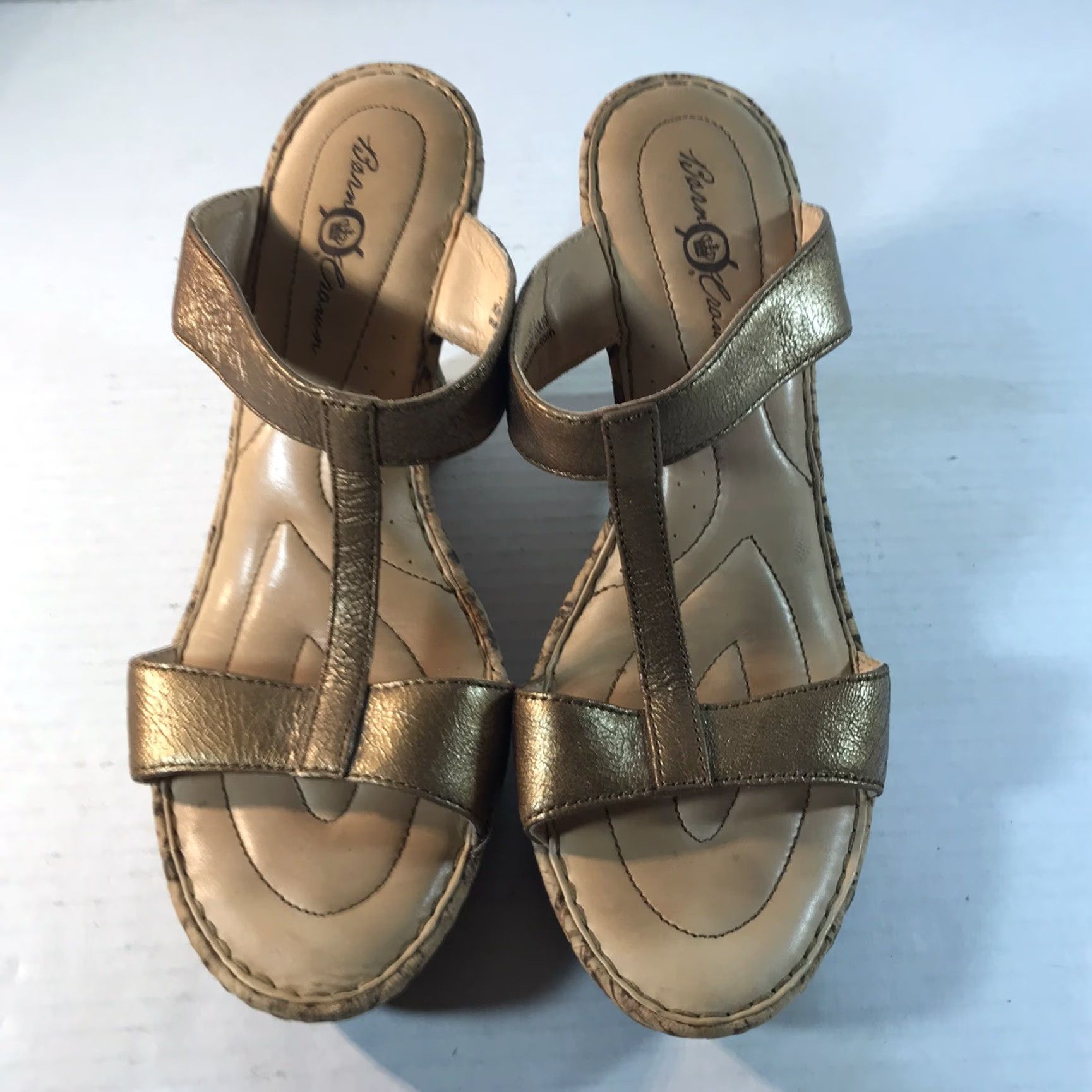Born VINTAGE Born Crown Wedge Slides Womens Size 9 Leather Gold 4in Heel Casual Boho Size US 9 / IT 39 - 3 Thumbnail