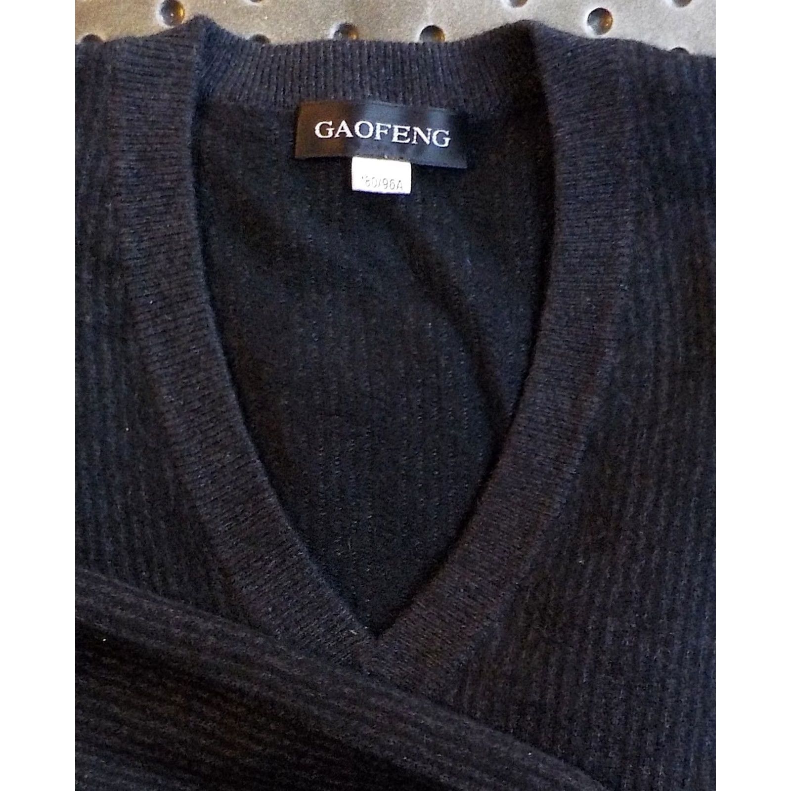 Vintage GAOFENG Ribbed V-neck Sweater Black Small Men Regular Cashmere GAOFENG Ribbed V-neck Sweater Black Small Men Regular Cashmere Size US S / EU 44-46 / 1 - 2 Thumbnail