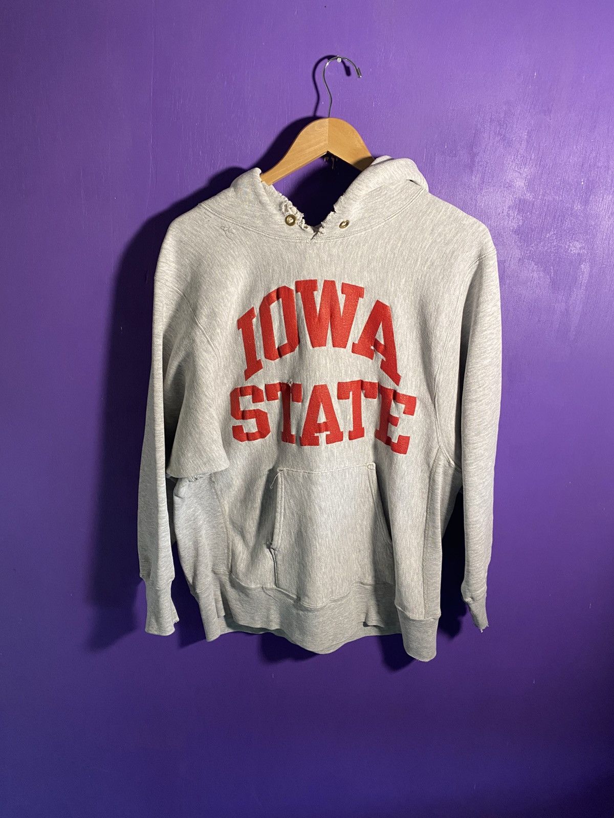 Champion Vintage 80s Champion iowa state reverse weave hoodie Size US L / EU 52-54 / 3 - 1 Thumbnail