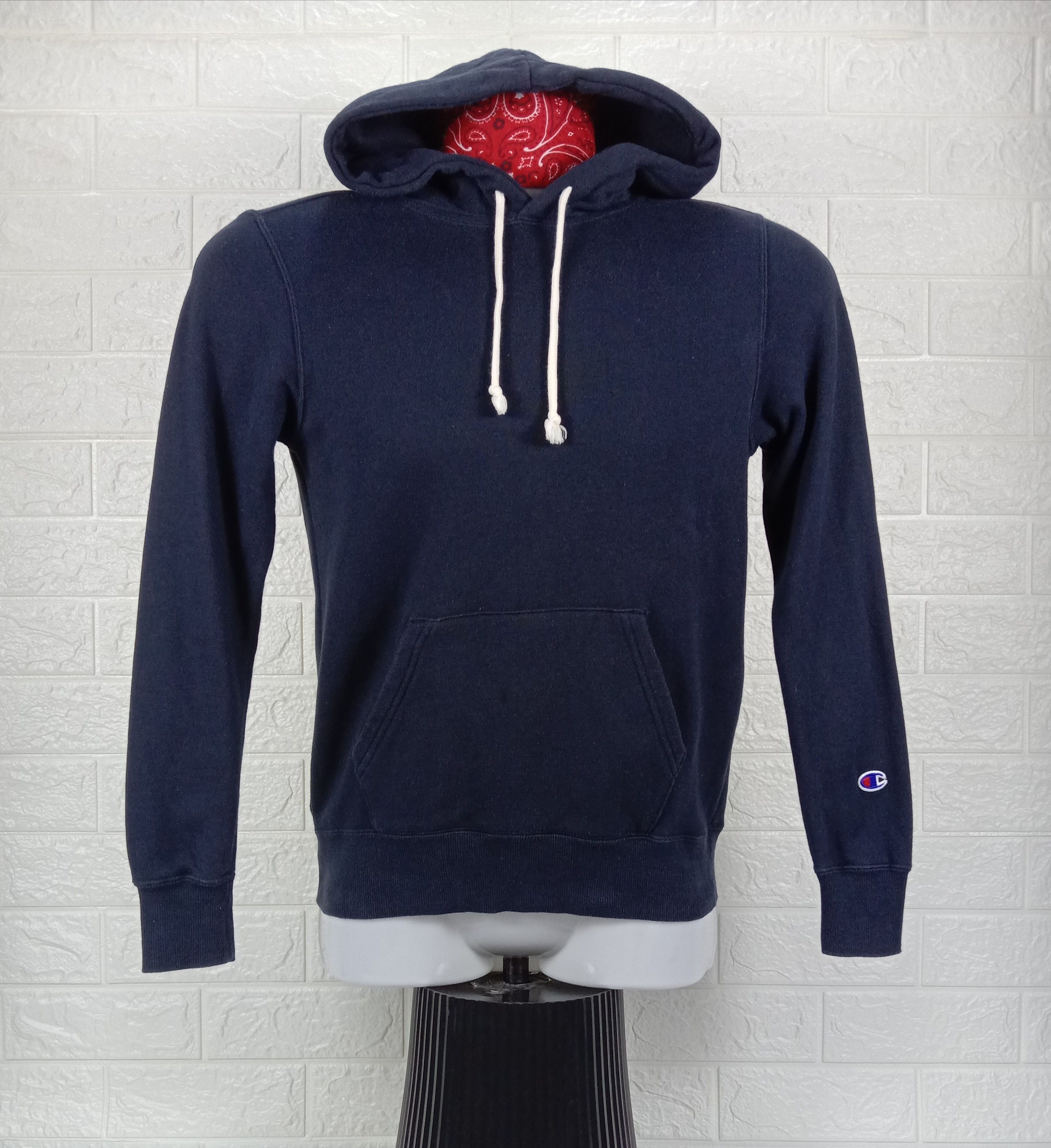 Champion Vintage Champion Dark Blue Palin Hoodie Sweatshirt Size US S / EU 44-46 / 1 - 1 Thumbnail