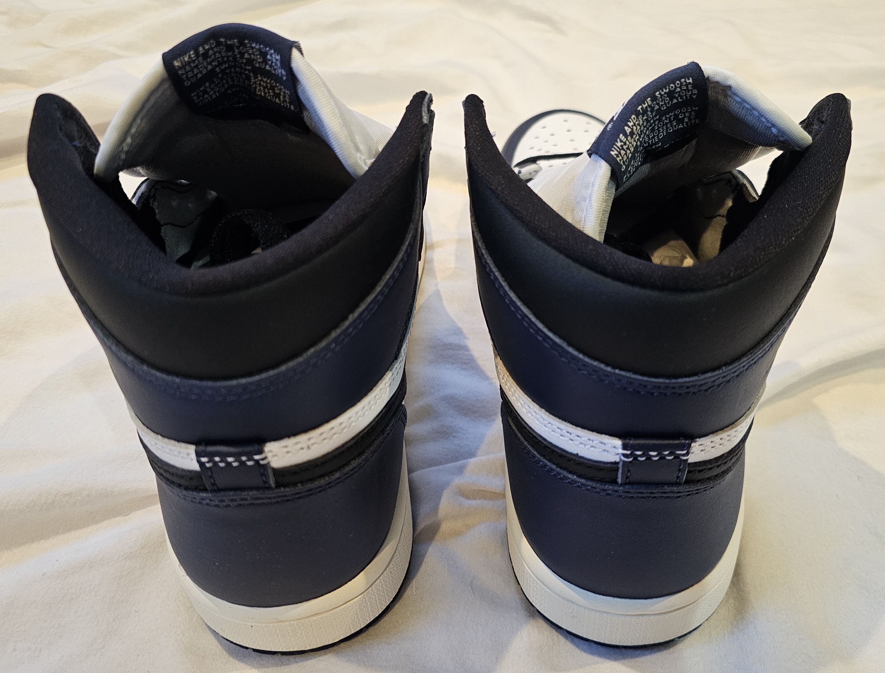 Jordan Brand × Nike JORDAN 1 RETRO HIGH OG MIDNIGHT NAVY Size US 6 / EU 39 - 3 Thumbnail
