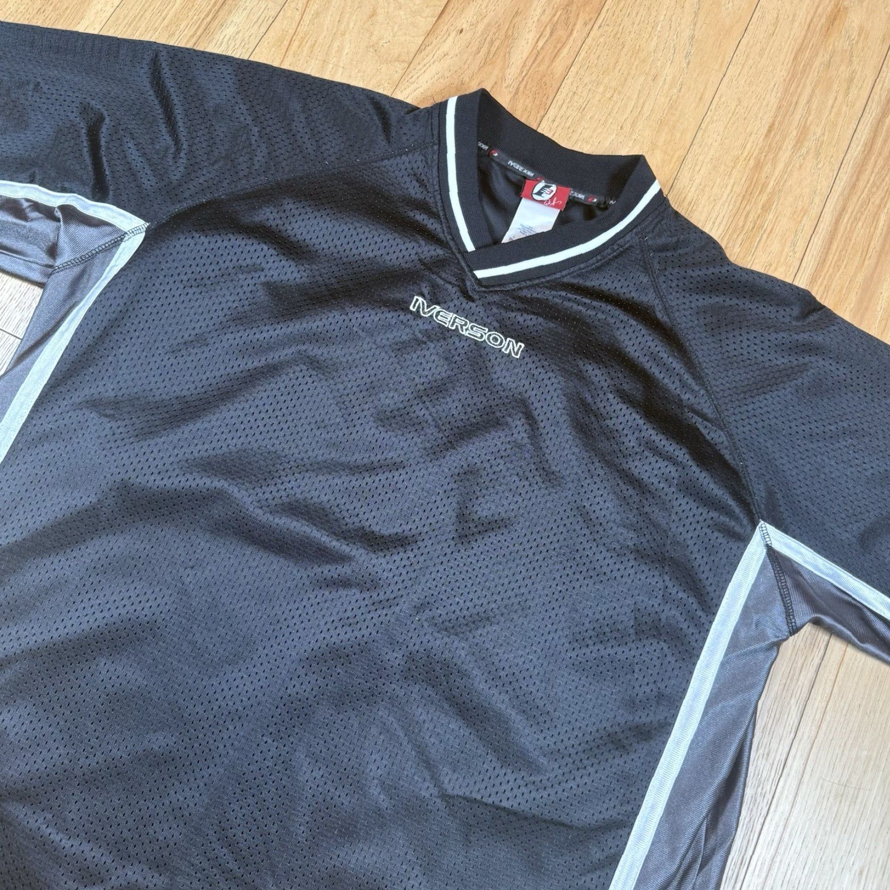 Reebok VINTAGE Reebok I3 Shirt Jersey XL Black Mens Hip Hop NBA 2000s Football Activewear Size US XL / EU 56 / 4 - 3 Thumbnail
