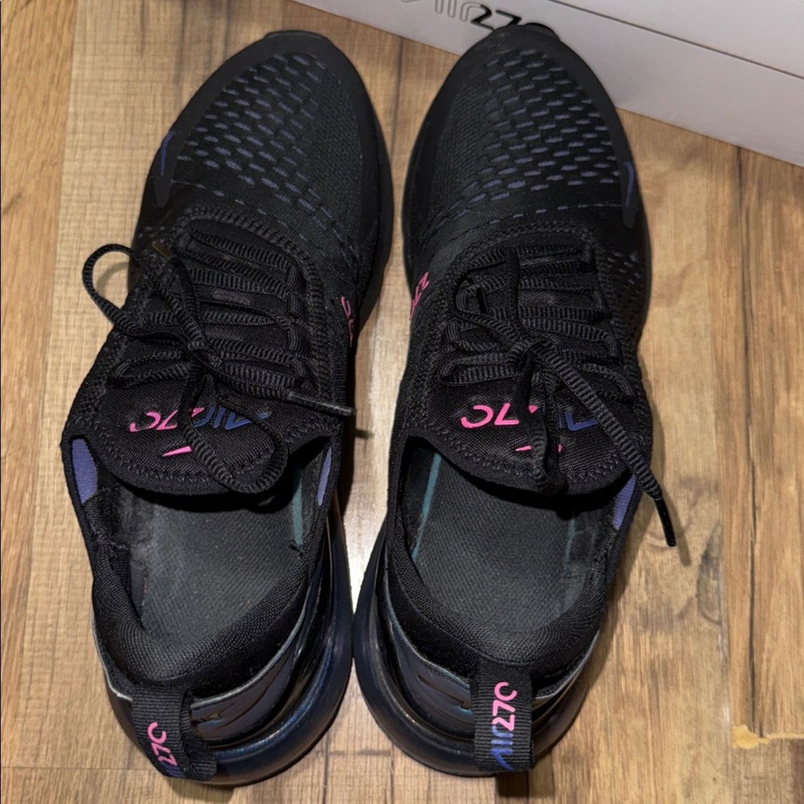 Nike Nike Air Max 270 Throwback Future Iridescent Size US 9.5 / EU 42-43 - 7 Thumbnail