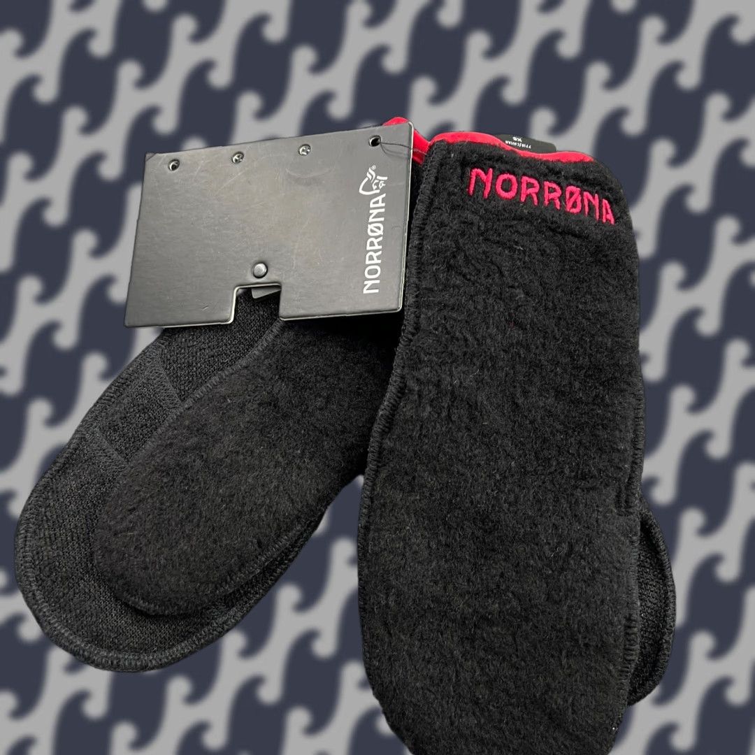 Vintage VINTAGE Norrona Svalbard Wool Mittens XS Black Pile Fleece Outdoor Size XS / US 0-2 / IT 36-38 - 1 Thumbnail