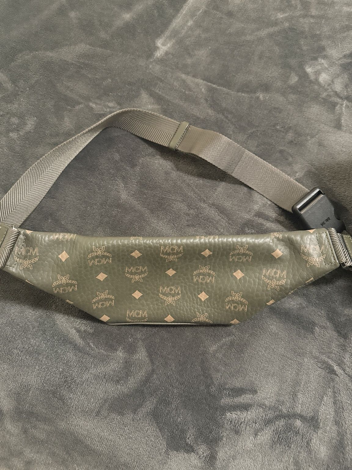 MCM Rare MCM Olive Green Visetos Fursten Belt Bag Crossbody Size ONE SIZE - 2 Thumbnail