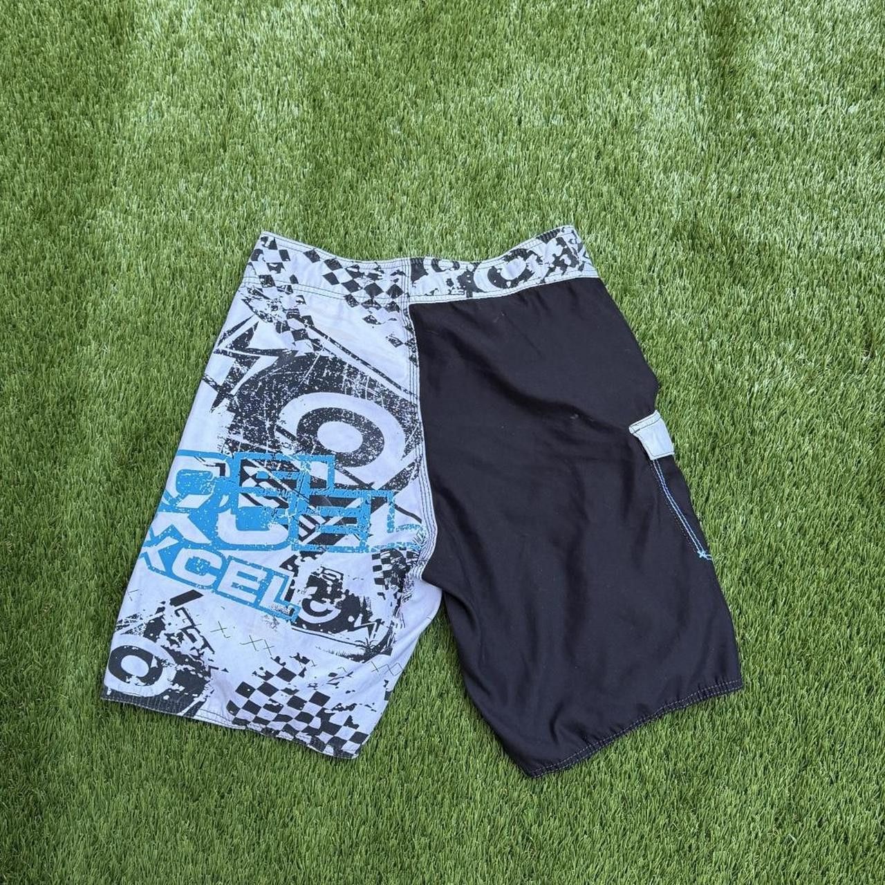 Other Xcel black & white checkered board shorts Size 30 vintage Size US 30 / EU 46 - 2 Thumbnail