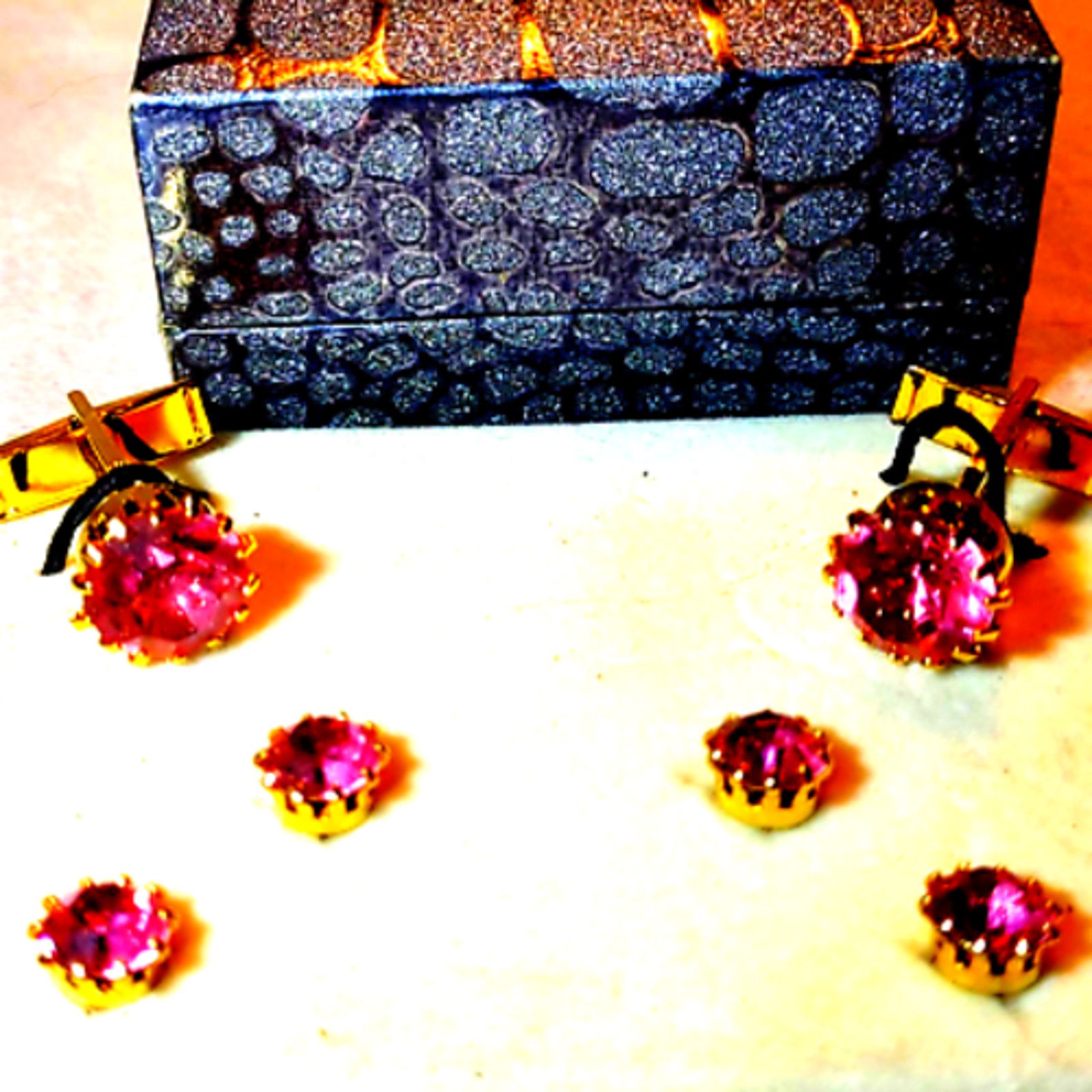 Vintage Vintage Rose crystals cufflink set~very unique Size ONE SIZE - 1 Preview