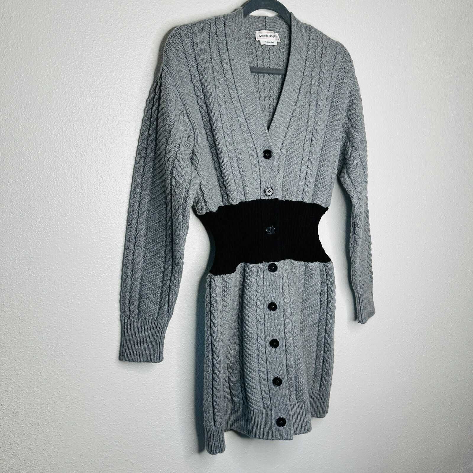Alexander McQueen Alexander McQueen Gray Knit Black Waist VNeck Sweater Dress Size M / US 6-8 / IT 42-44 - 2 Thumbnail