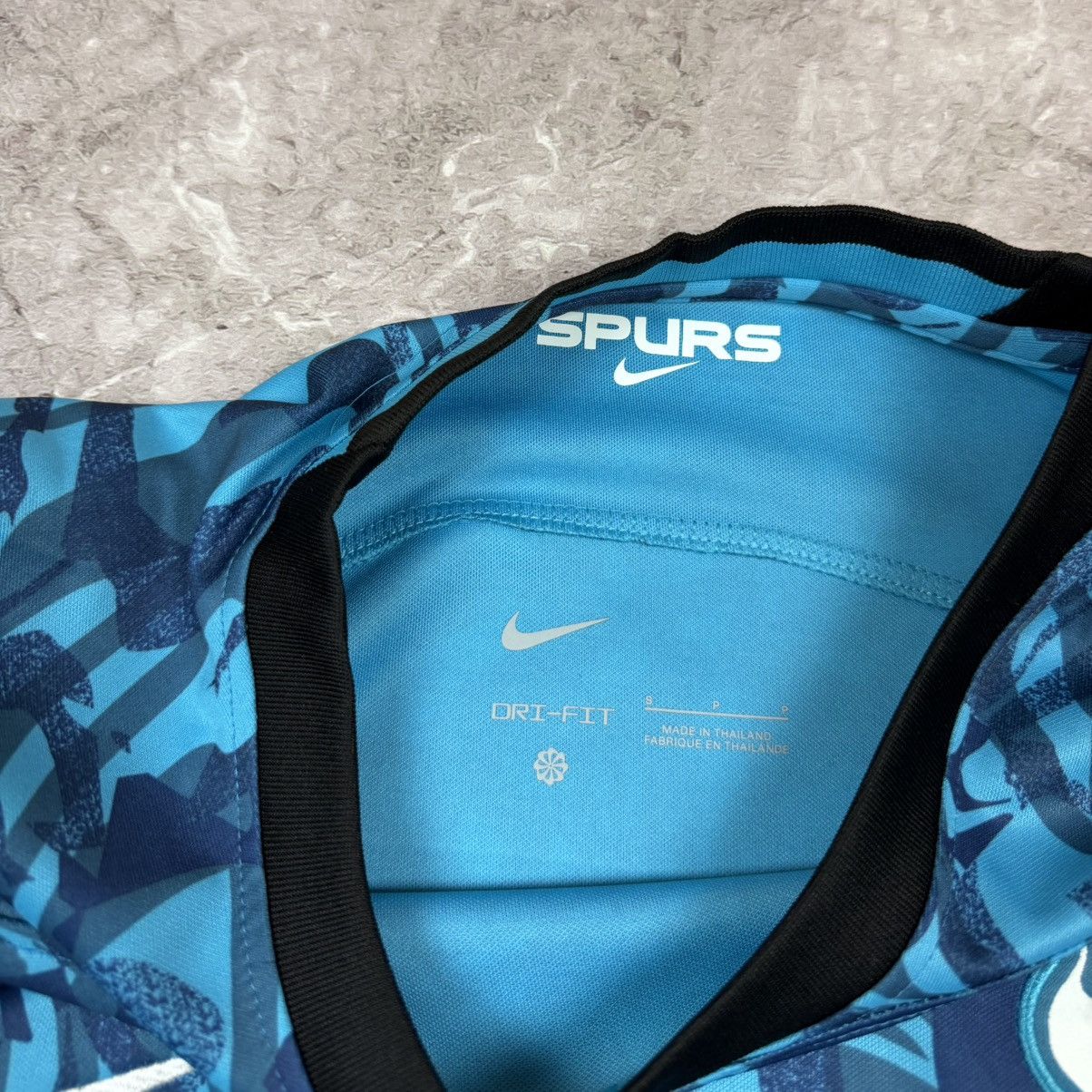 Nike Nike Tottenham 22/2023 Jersey Size US S / EU 44-46 / 1 - 6 Thumbnail