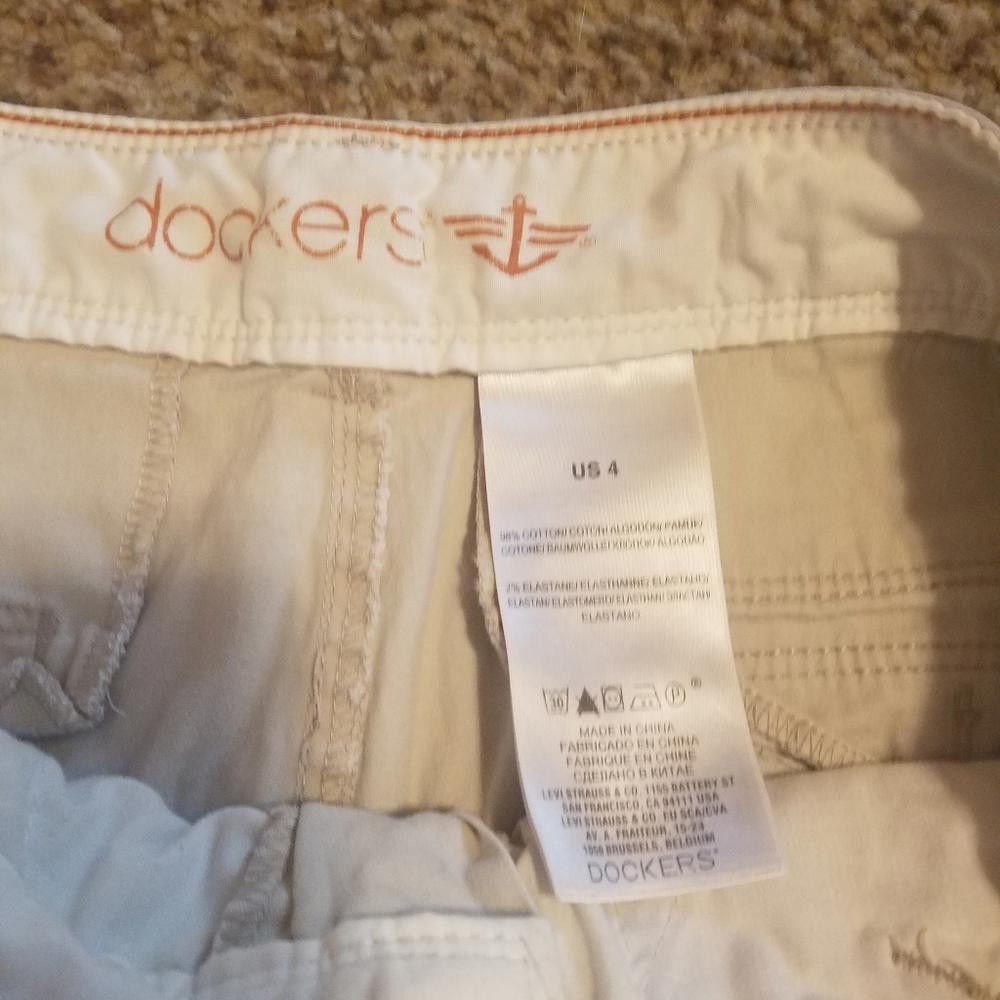Dockers Dockers Khaki Bermuda Shorts Size 4 Size 27" / US 4 / IT 40 - 3 Thumbnail