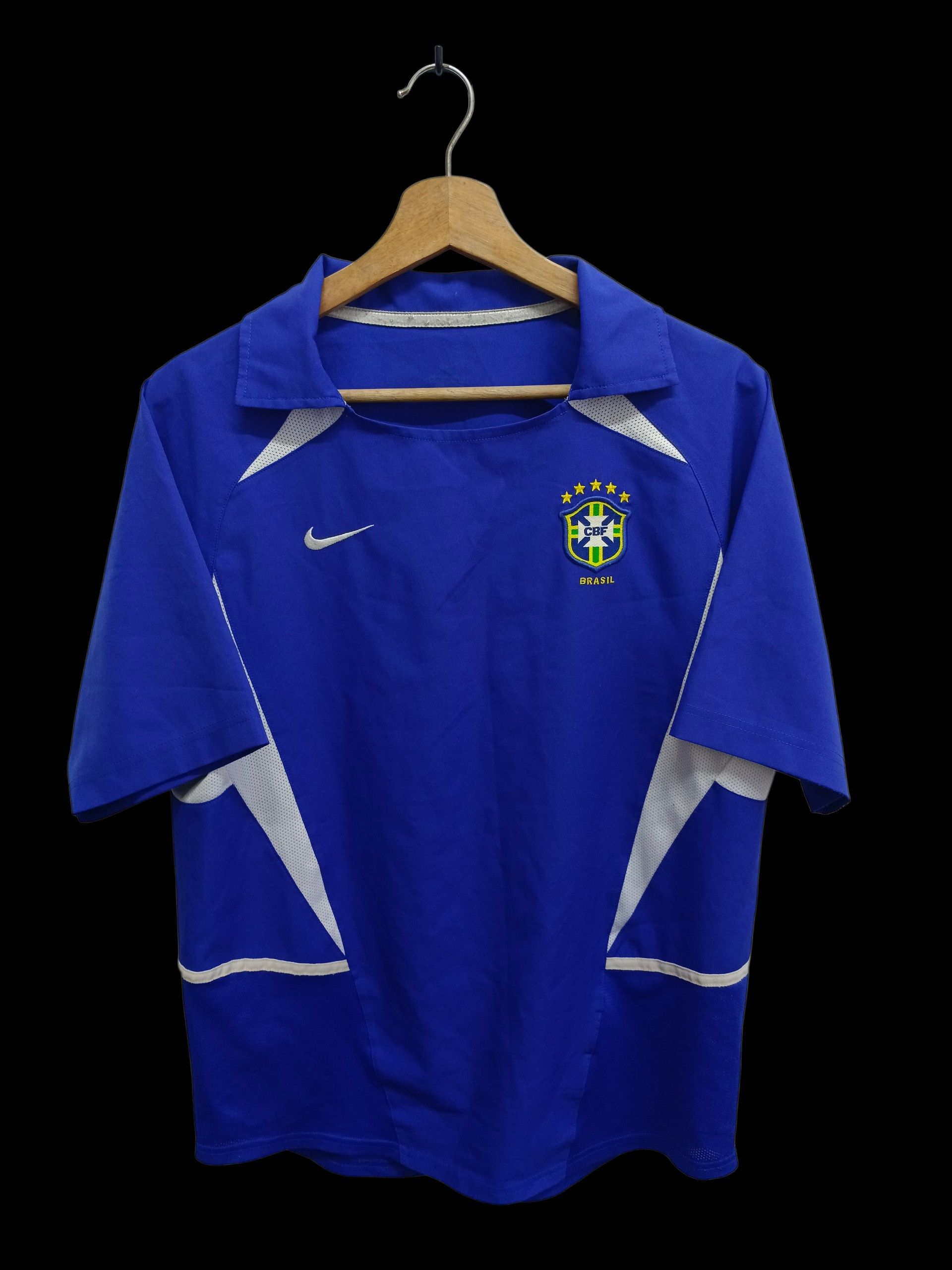 Vintage Vintage 2002 Brazil Away Jersey Nike Size US S / EU 44-46 / 1 - 1 Thumbnail