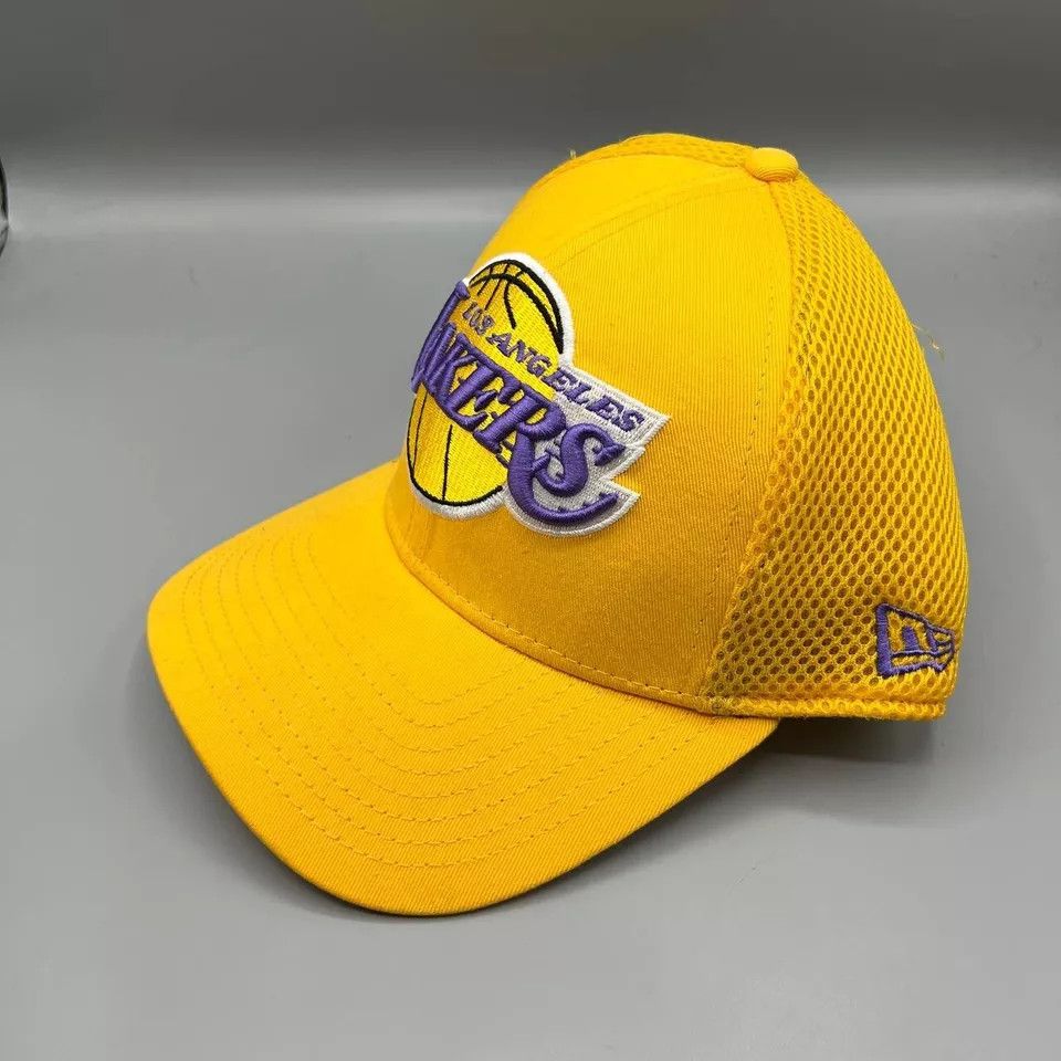 New Era LA Lakers Hat Men S-M 39Thirty New Era Stretch Fitted Cap Size ONE SIZE - 2 Thumbnail