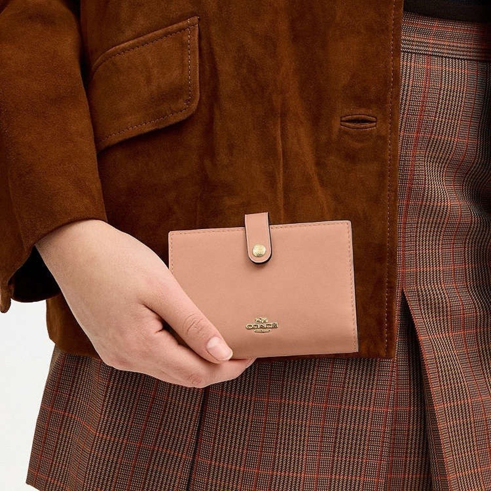 Coach NWT Coach 2-in-1 Wallet Smooth Leather CCL71 Gold/Light Pink Size ONE SIZE - 6 Thumbnail