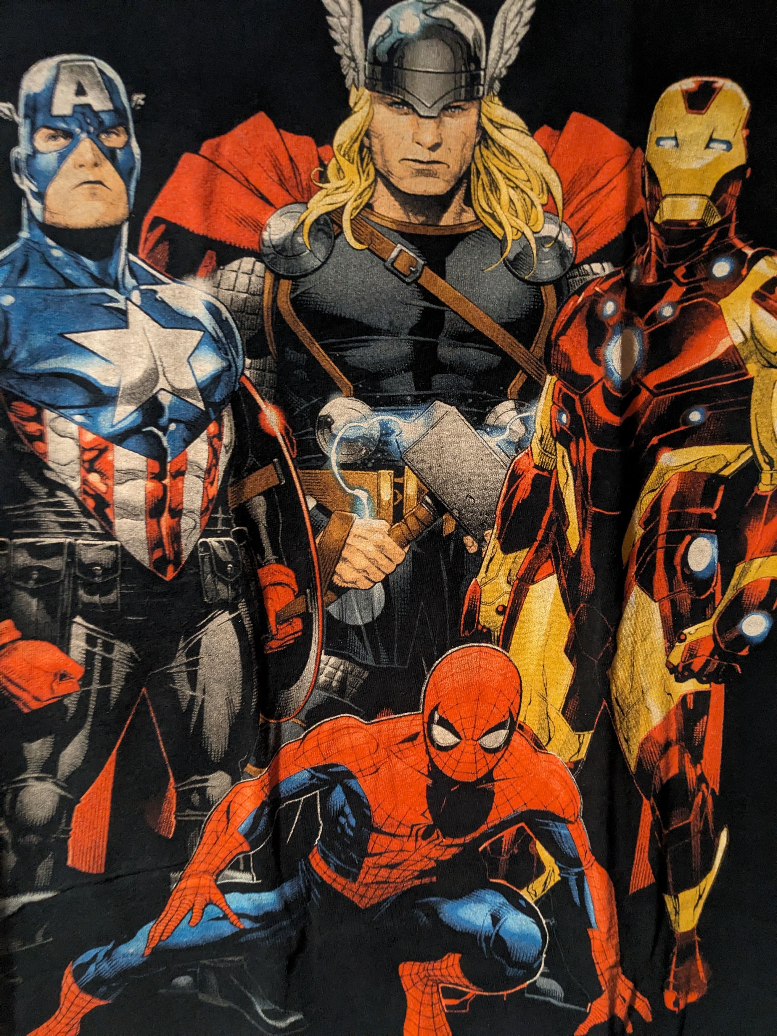 Mad Engine × Marvel Comics × Vintage Vintage 2011 Marvel Mad Engine Comic Book Avenger T-Shirt Size US M / EU 48-50 / 2 - 2 Thumbnail