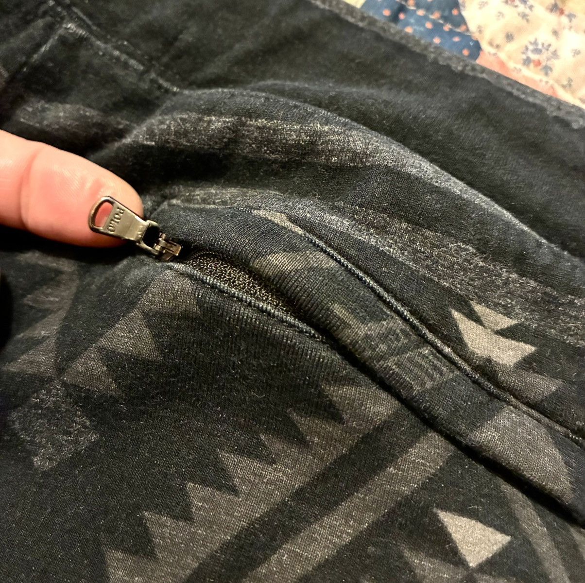 RRL Ralph Lauren POLO RALPH LAUREN SOUTHWESTERN STYLE SWEATPANTS- SIZE LARGE Size US 33 - 10 Thumbnail