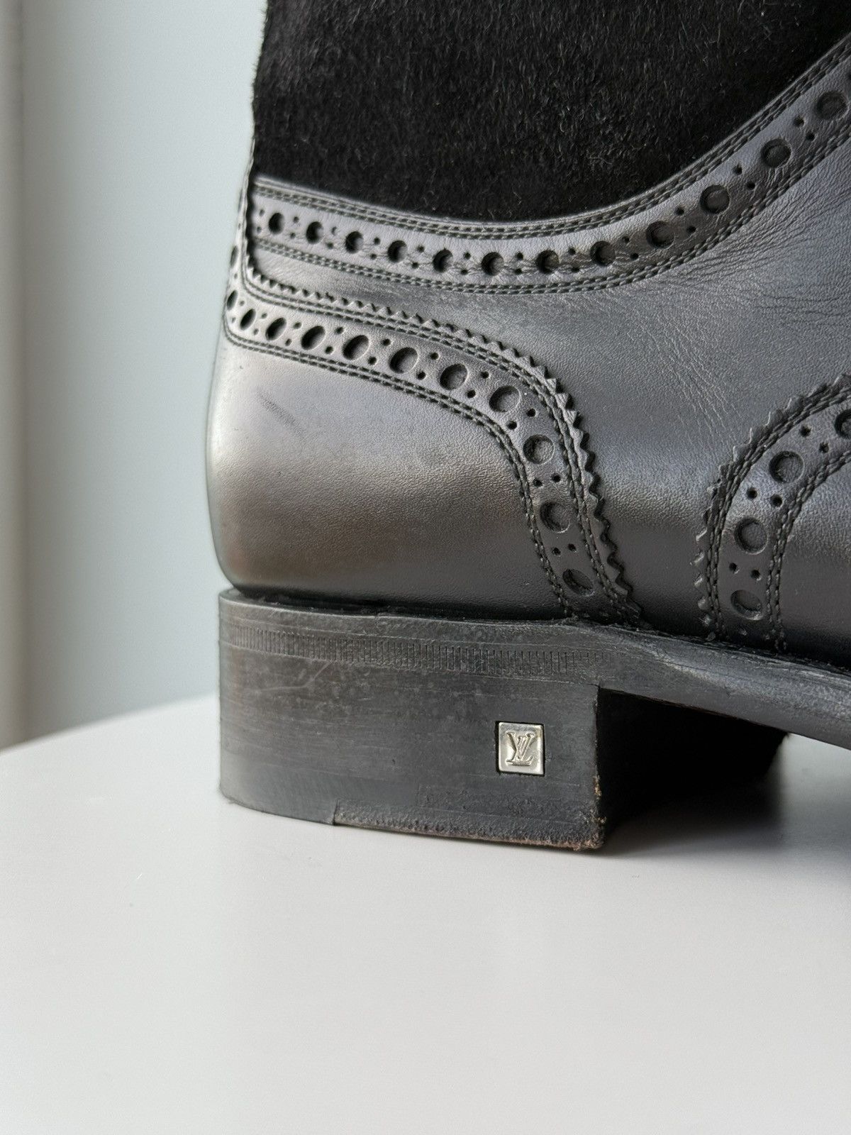 Louis Vuitton Louis Vuitton Brogue Oxford Ankle Boot Higt Leather / Suede Size US 11 / EU 44 - 8 Thumbnail