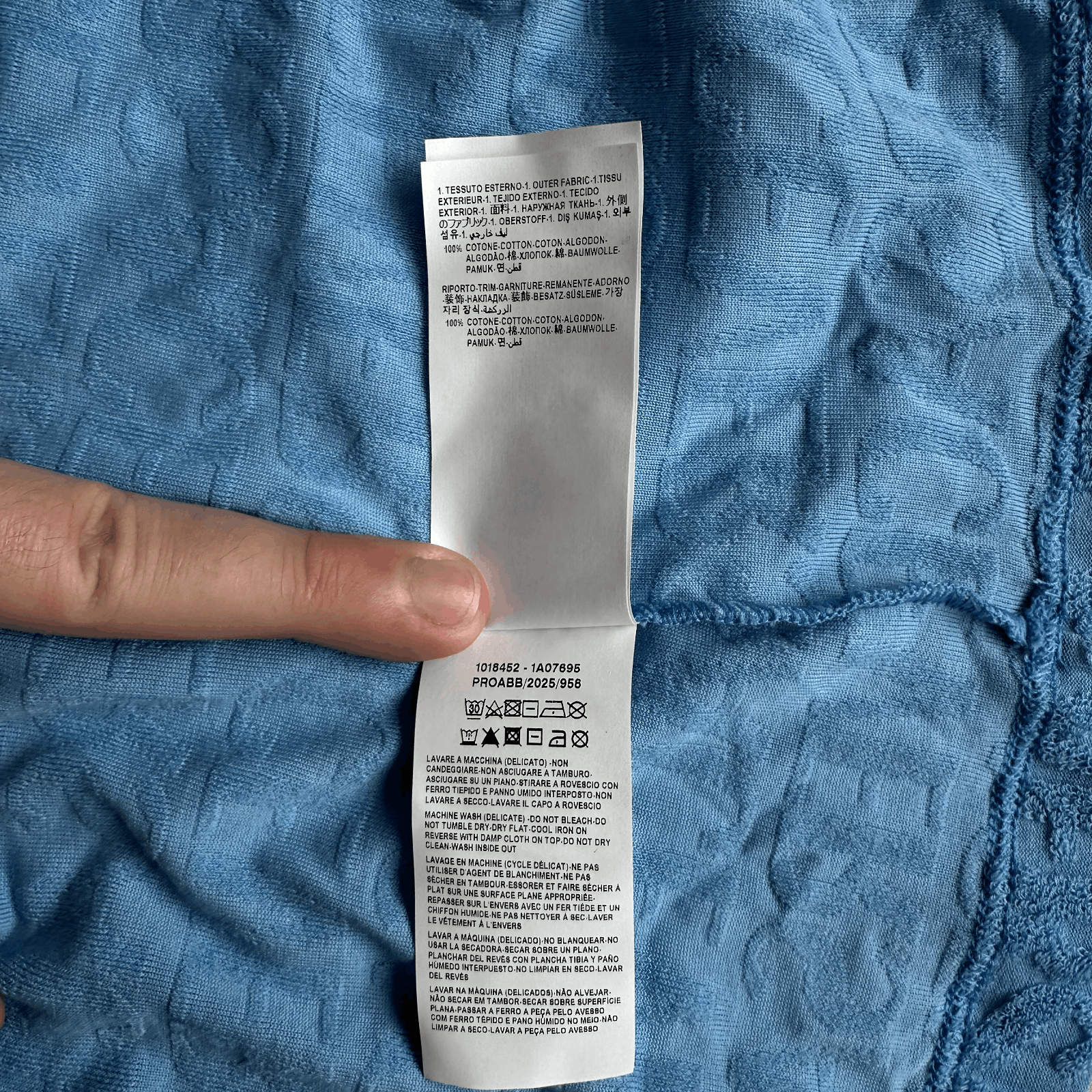 Versace Versace Blue Towel Sirt With All Over Print Size 2Xl Retail Size US XXL / EU 58 / 5 - 4 Thumbnail
