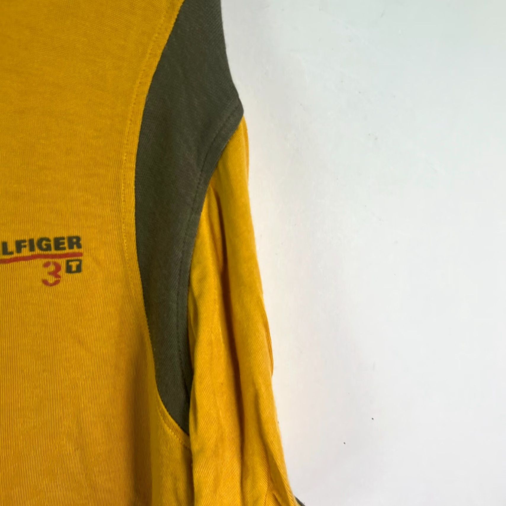 Tommy Hilfiger Tommy Hilfiger HS Jersey T-Shirt Mens XL Yellow Distressed Vintage Jersey Striped Embroidered Logo 5 Seconds of Summer Womens? Size US XL / EU 56 / 4 - 2 Thumbnail