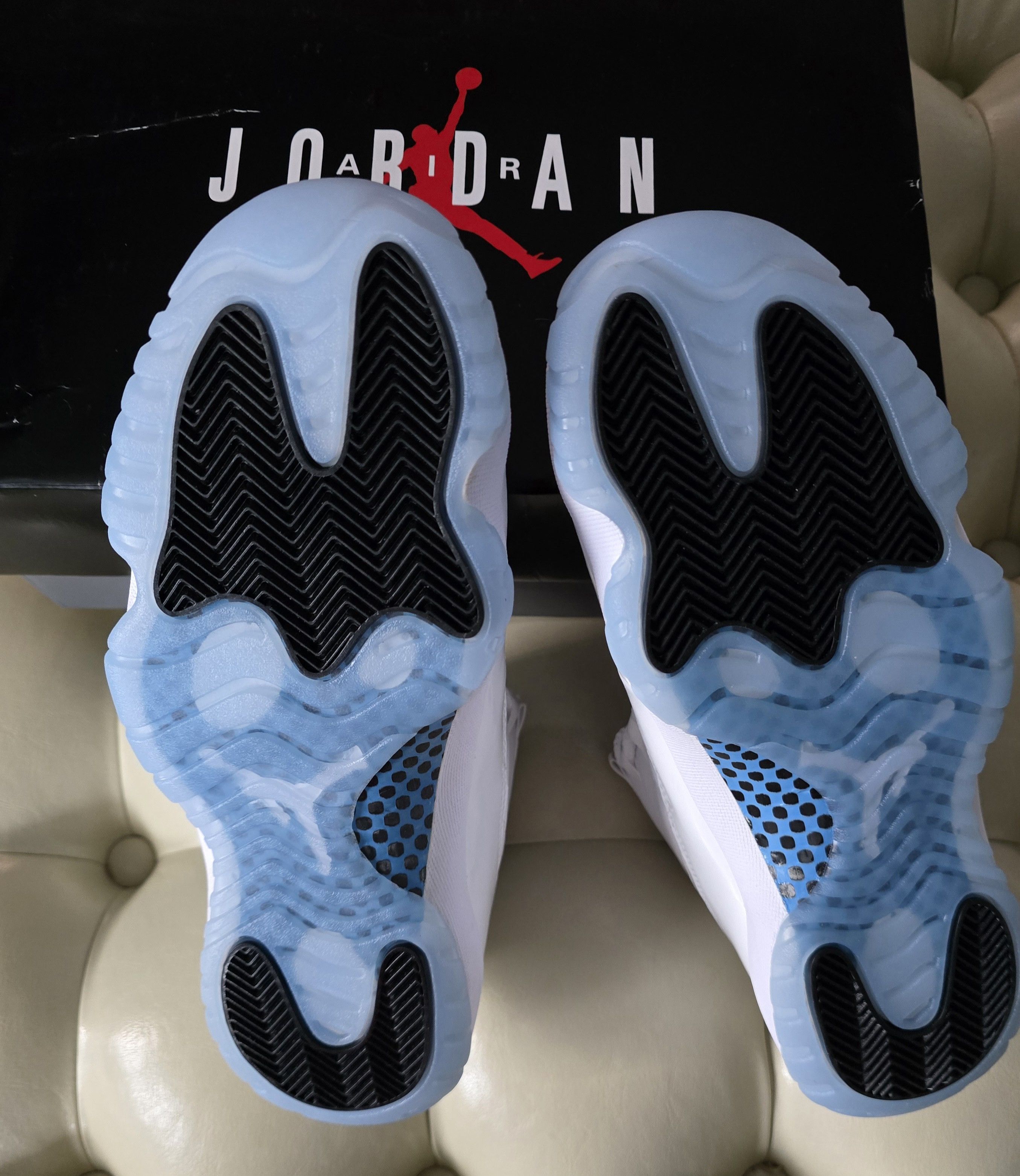 Jordan Brand Jordan 11 Legend Blue Size US 8 / EU 41 - 6 Thumbnail