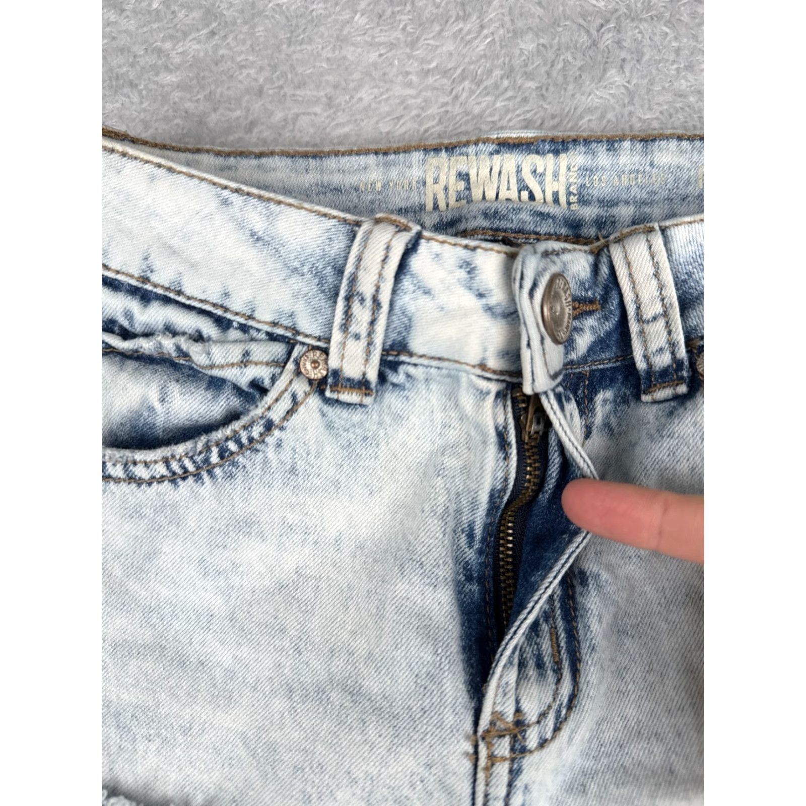 Vintage VINTAGE Rewash Jeans Juniors 1 Blue Denim Distressed High Rise Light Wash 24x24 Size 25" / US 0 / IT 36 - 5 Thumbnail