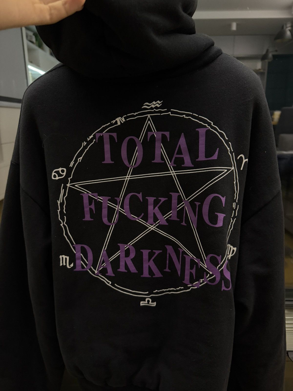 Vetements VETEMENTS TFD REVERSIBLE HOODIE Size US M / EU 48-50 / 2 - 3 Thumbnail
