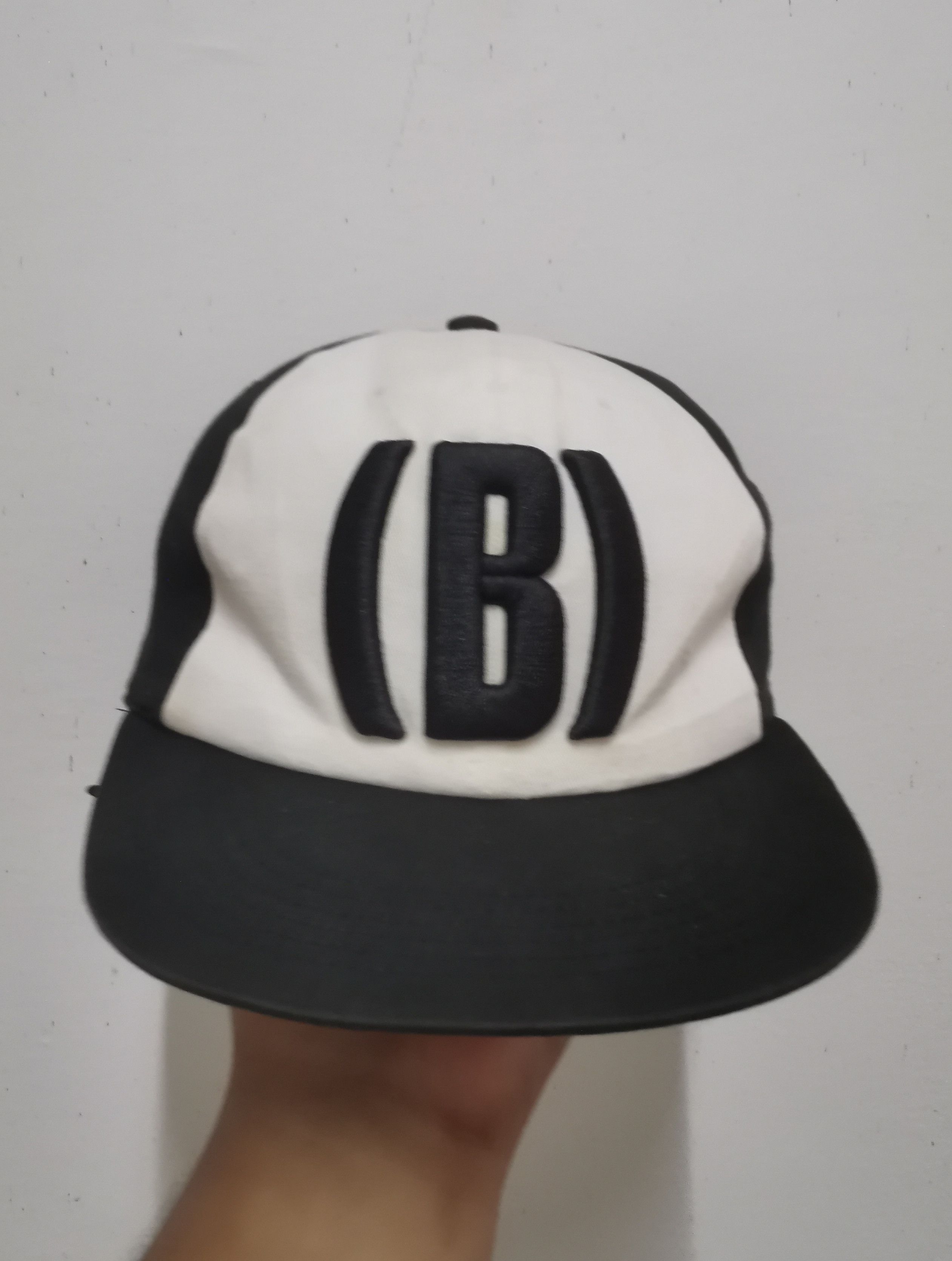 Rare vintage 1993 A Bathing Ape hats nice design