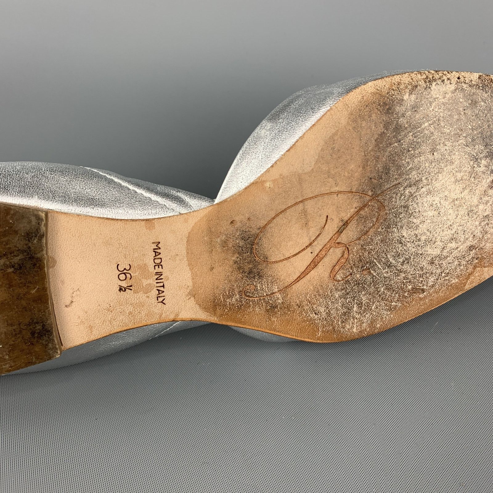 Roger Vivier ROGER VIVIER Size 6.5 Silver Leather Chips Buckle Flats Size US 6.5 / IT 36.5 - 9 Thumbnail