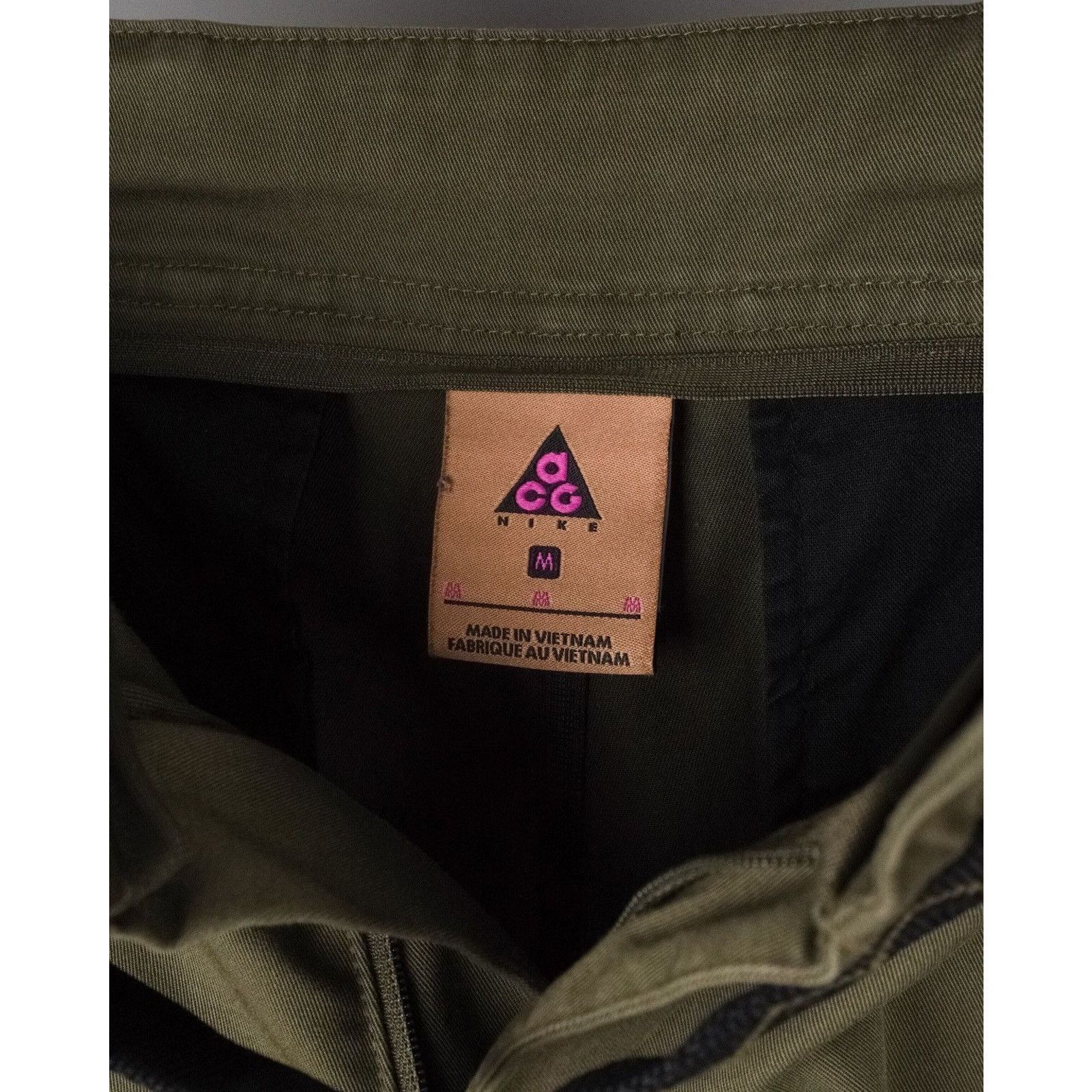 Nike ACG Rare nike acg 2018 multipocket ninja khaki cargo pants Size US 32 / EU 48 - 8 Thumbnail