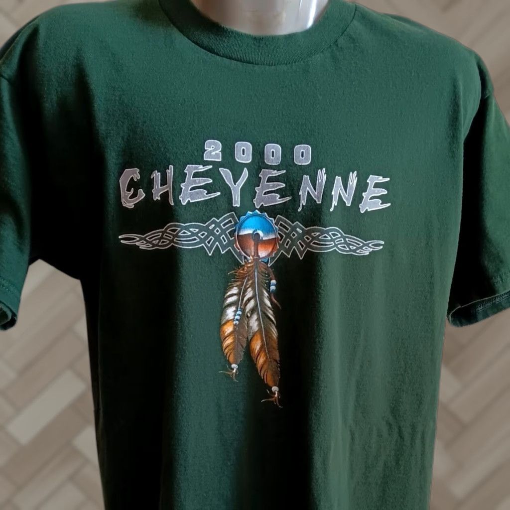Vintage Cheyenne Y2K Forest Green T-Shirt Mens XL 2000s Graphic Print Crew Neck Casual