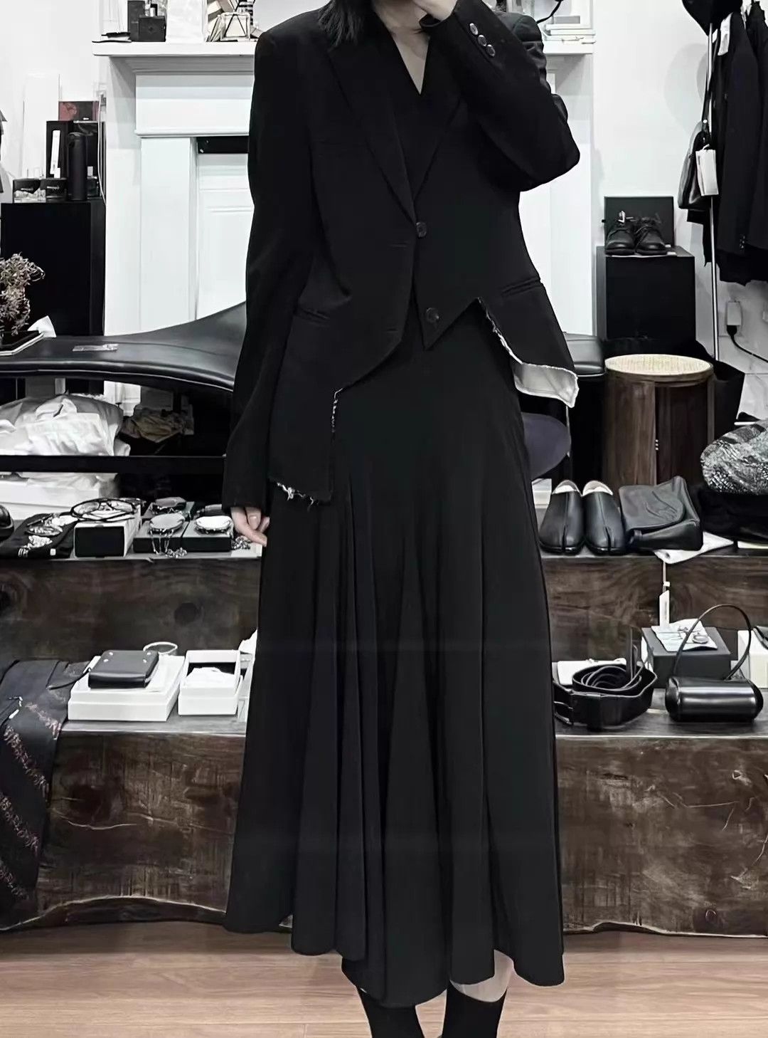 Yohji Yamamoto Yohji Yamamoto Pleated Skirt Size 3 Size 28" / US 6 / IT 42 - 1 Thumbnail