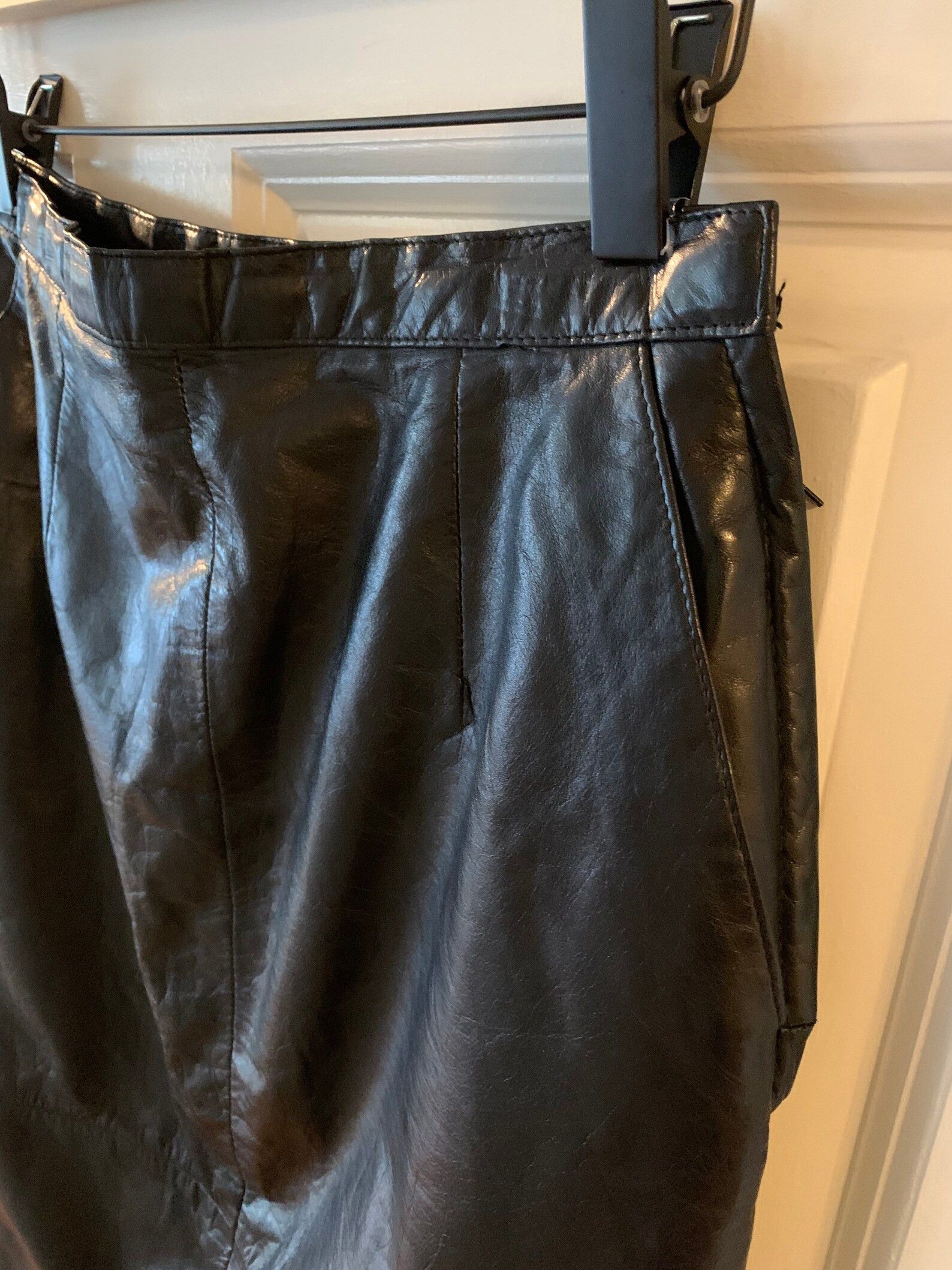 Vintage Vintage Black Leather Skirt Size 27" / US 4 / IT 40 - 3 Thumbnail