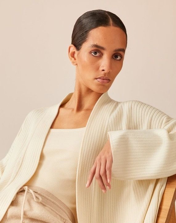 Loro Piana o1srvl11e1024 Cocooning Silk Cardigan in Ivory Size XS / US 0-2 / IT 36-38 - 6 Thumbnail