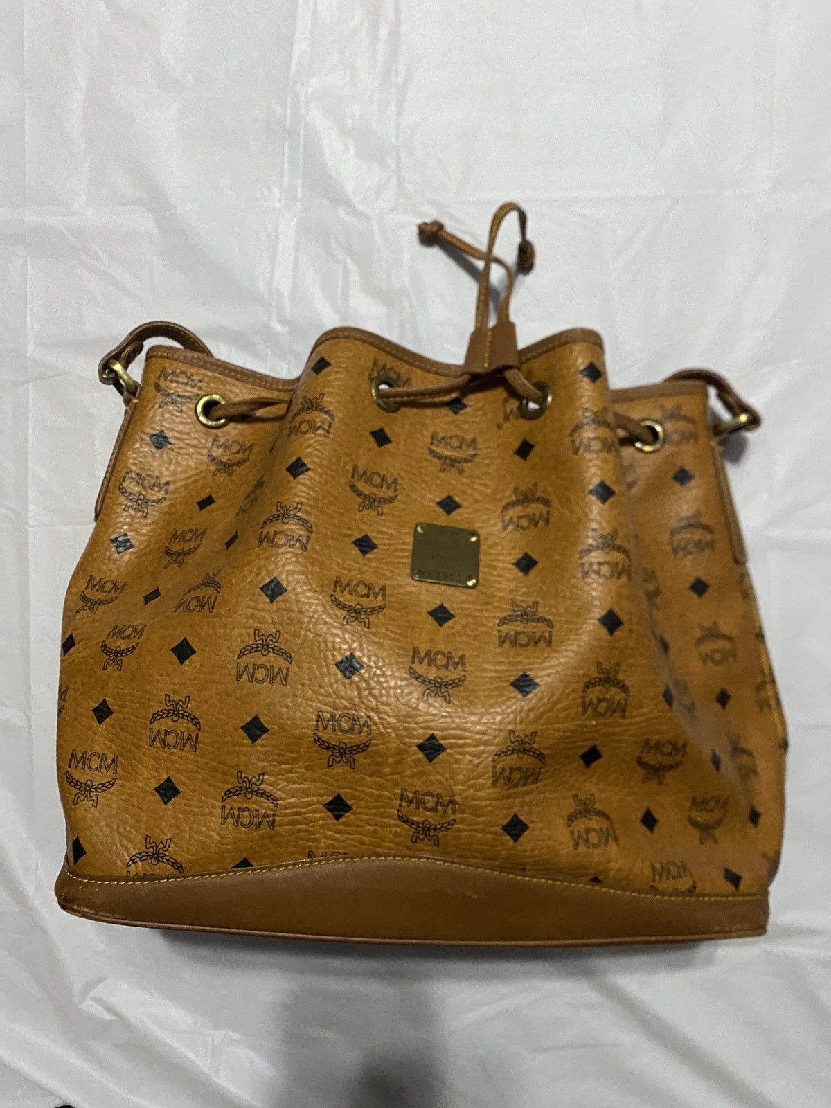 MCM MCM BUCKET 👜 BAG PURSE Size ONE SIZE - 1 Thumbnail