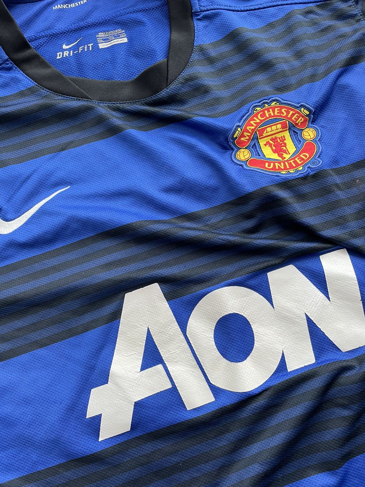 Nike × Vintage Manchester United Nike 2011/12 AON Away Jersey Size US XXL / EU 58 / 5 - 5 Thumbnail