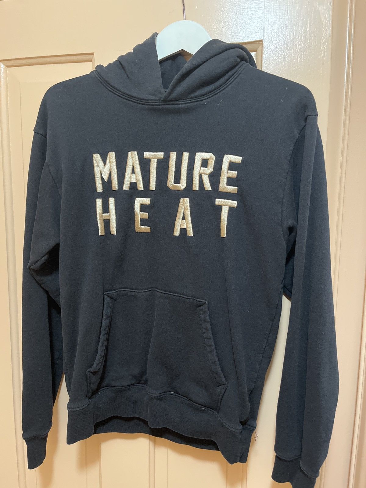 Vintage MATURE HEAT HOODIE Size US S / EU 44-46 / 1 - 4 Thumbnail