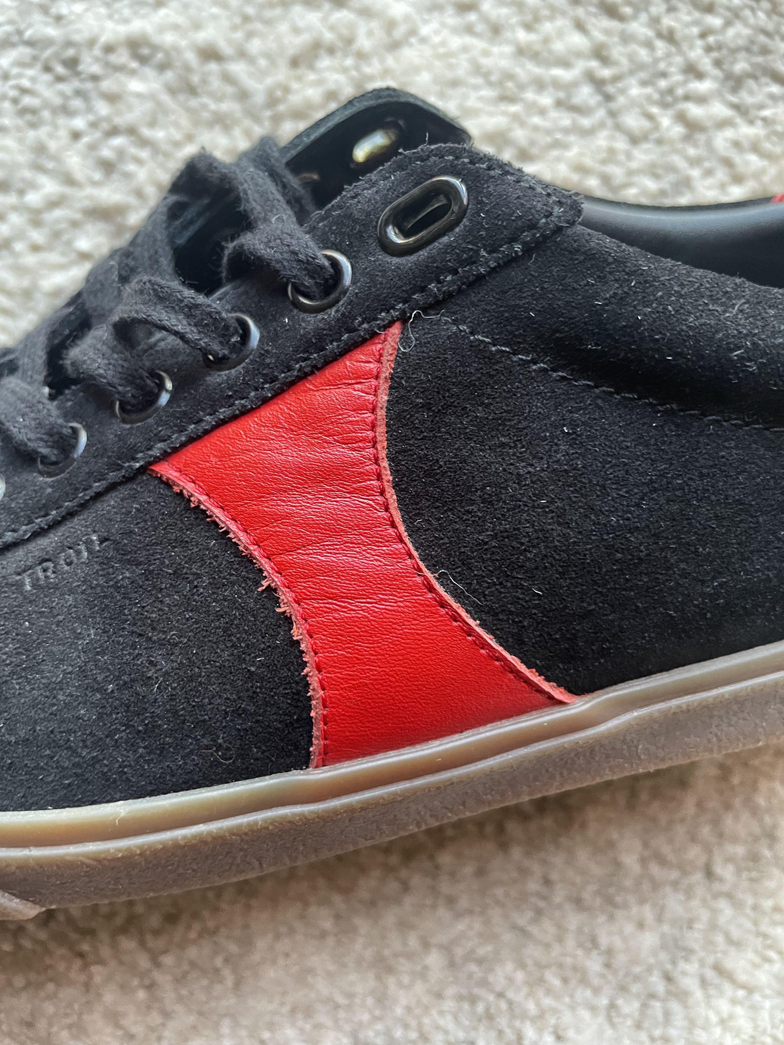 Celine CELINE Triomphe Low Lace Up Sneaker - Black / Red Size US 9 / EU 42 - 5 Thumbnail