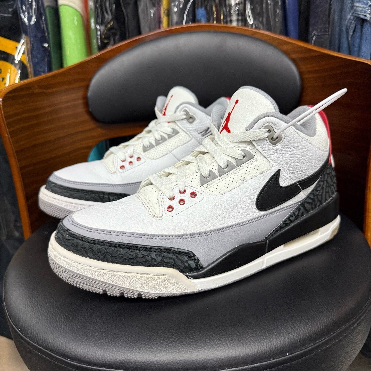 Nike Nike AJ3 Black Lowtop Sneakers 43 Men Size US 10 / EU 43 - 1 Thumbnail