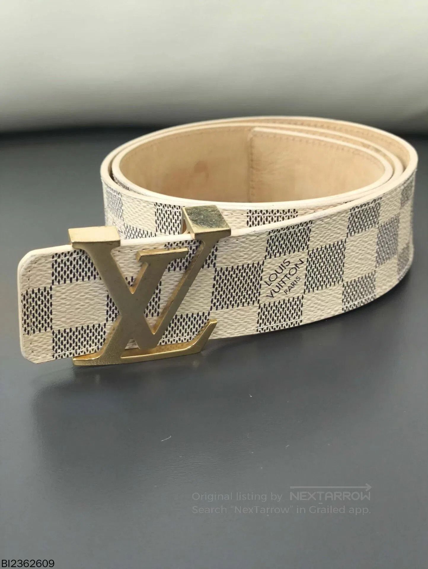 Louis Vuitton louis vuitton white checkered gold buckle belt. Size ONE SIZE - 1 Thumbnail