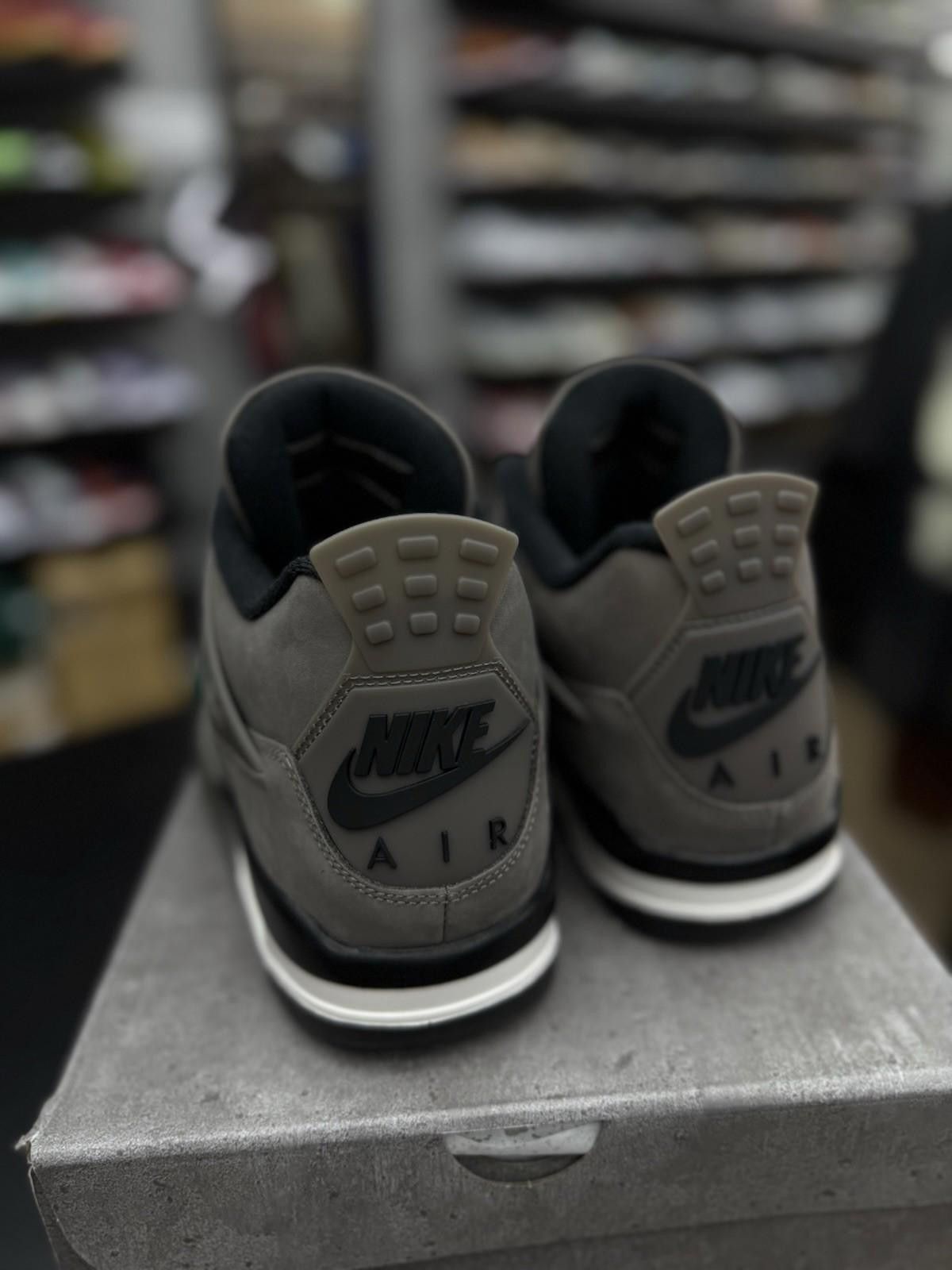 Nike Nike Air Jordan 4 Retro Cave Stone FV5029-200 Men's Size 10 Size US 10 / EU 43 - 10 Thumbnail