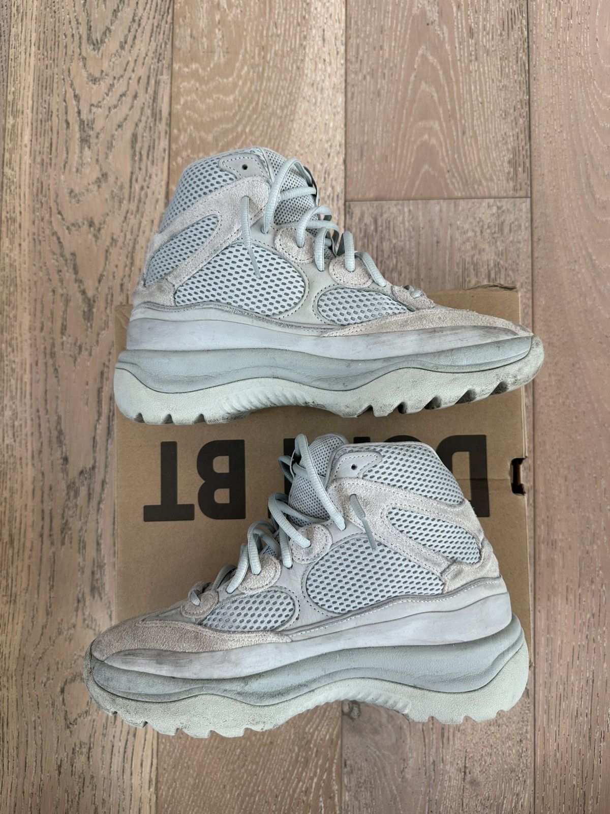 Yeezy adidas Yeezy Desert Boot Salt Size US 9 / EU 42 - 5 Thumbnail