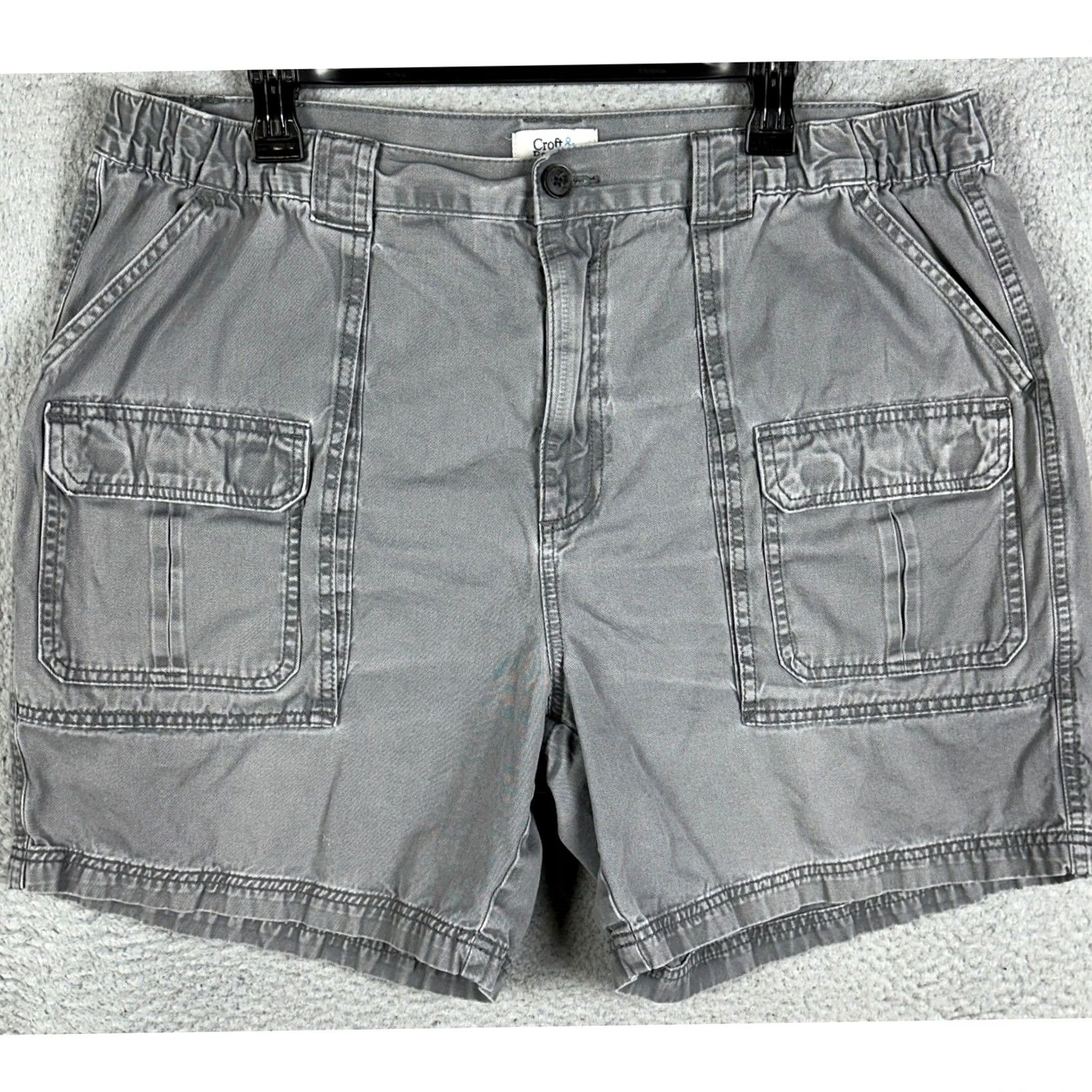 Croft & Barrow Croft & Barrow Cargo Shorts Mens 40 Grey Cement Cargo Pocket Elastic Waist Button Zip Regular Workwear Outdoor 7 in Inseam Cotton Twill EUC Size US 40 / EU 56 - 2 Thumbnail