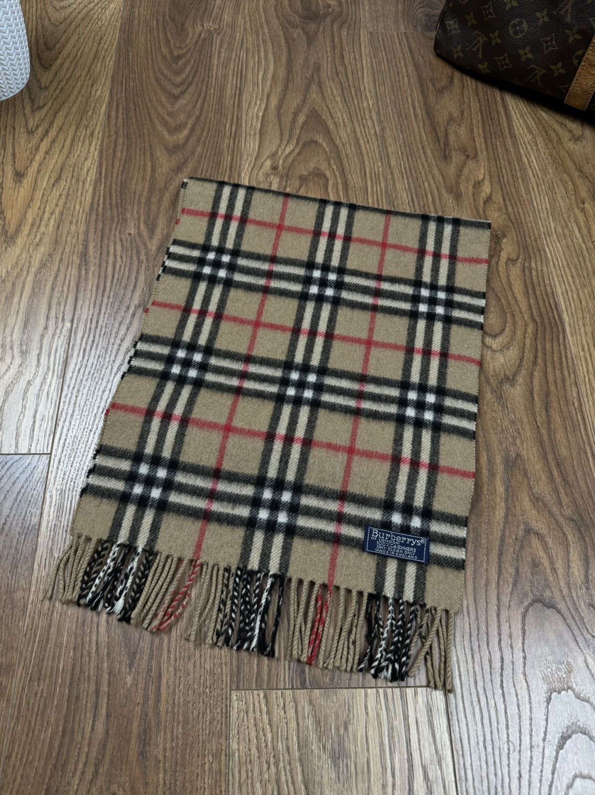 Burberry Vintage cashmere scarf Burberry’s 90s original luxury item Size ONE SIZE - 1 Thumbnail