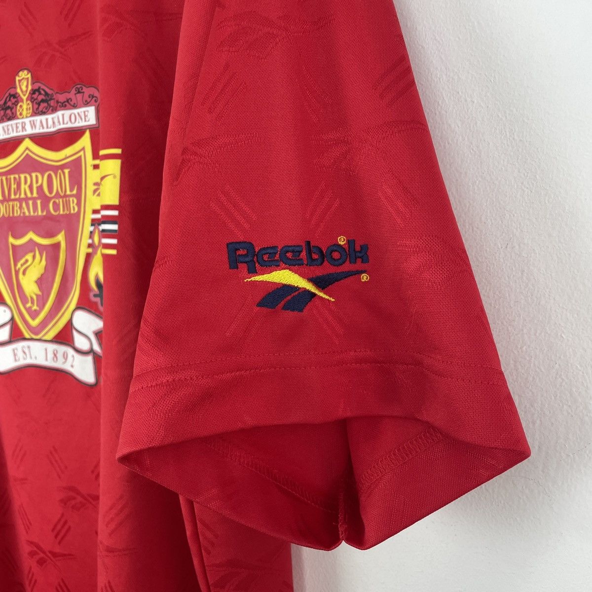 Reebok Vintage Liverpool Reebok Training Jersey Shirt Men’s size XL Size US XL / EU 56 / 4 - 7 Thumbnail