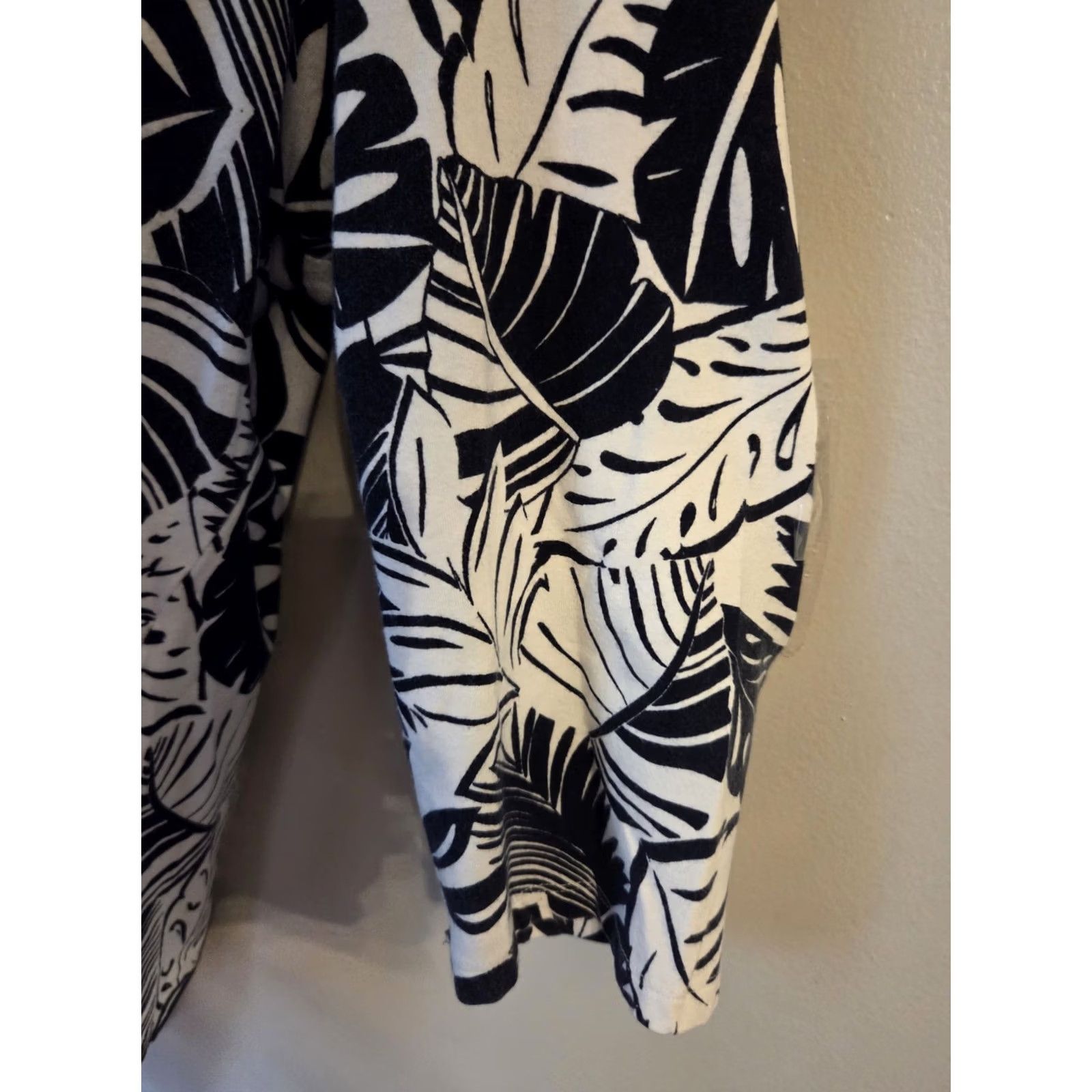 Vintage Hearts Of Palm Woman Black White Abstract Leaf Print 3/4 Sleeve Casual Top 2X Size XXL / US 16-18 / IT 52-54 - 5 Thumbnail